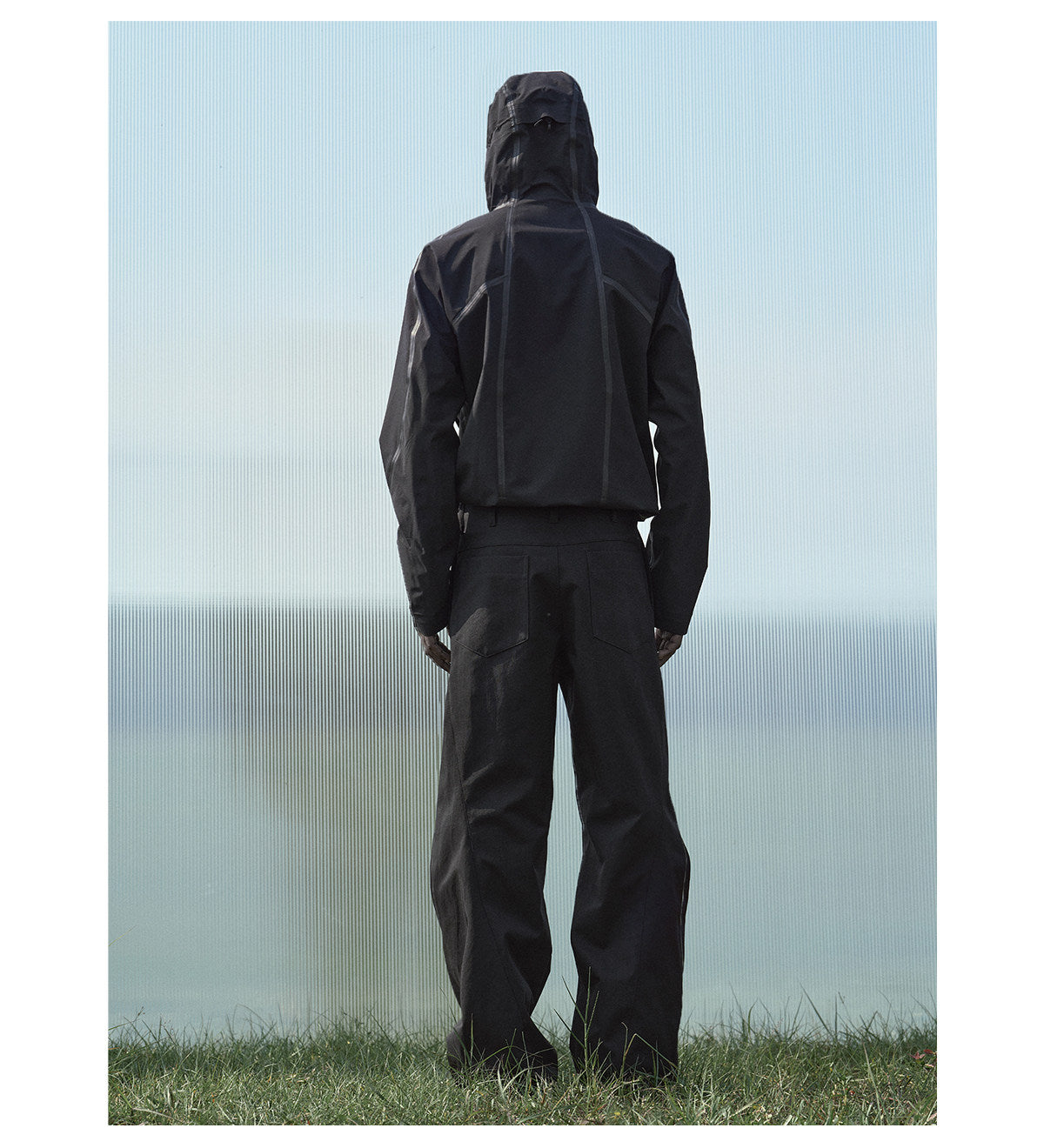 Multi-pocket functional outdoor jacket