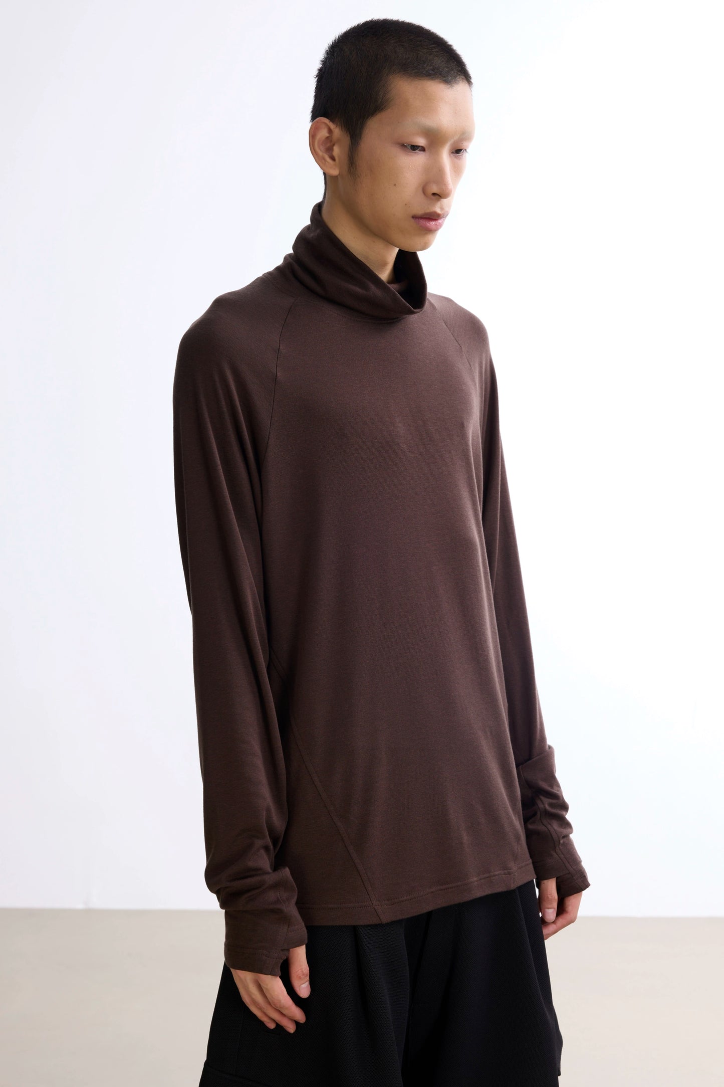 Wool high-neck "mask" Knit