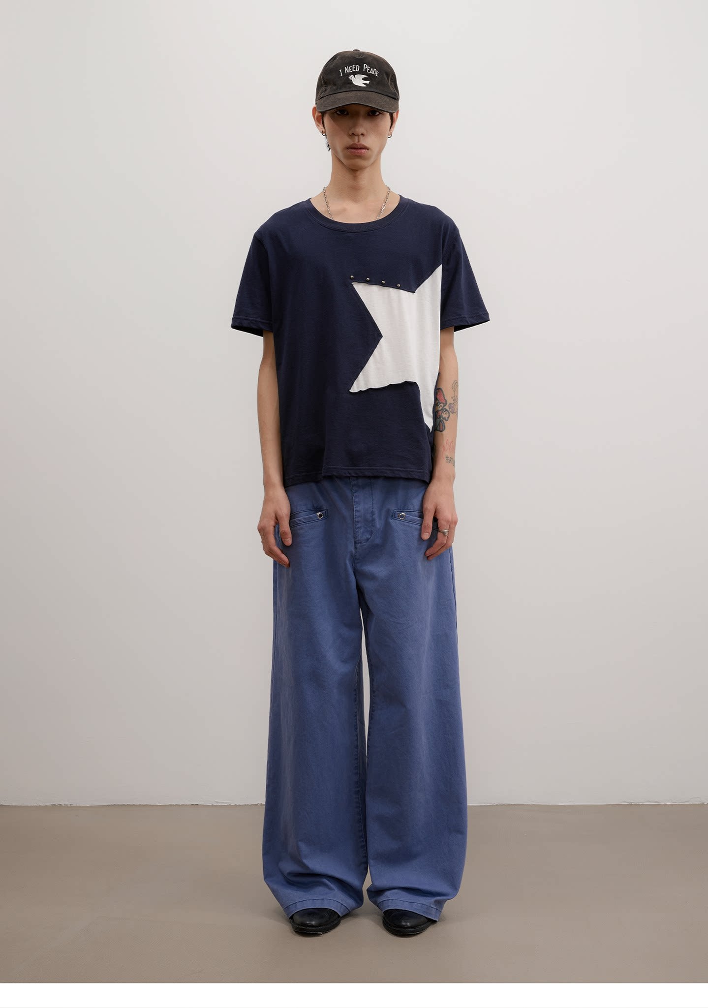 Pentagon Star studs T-Shirt