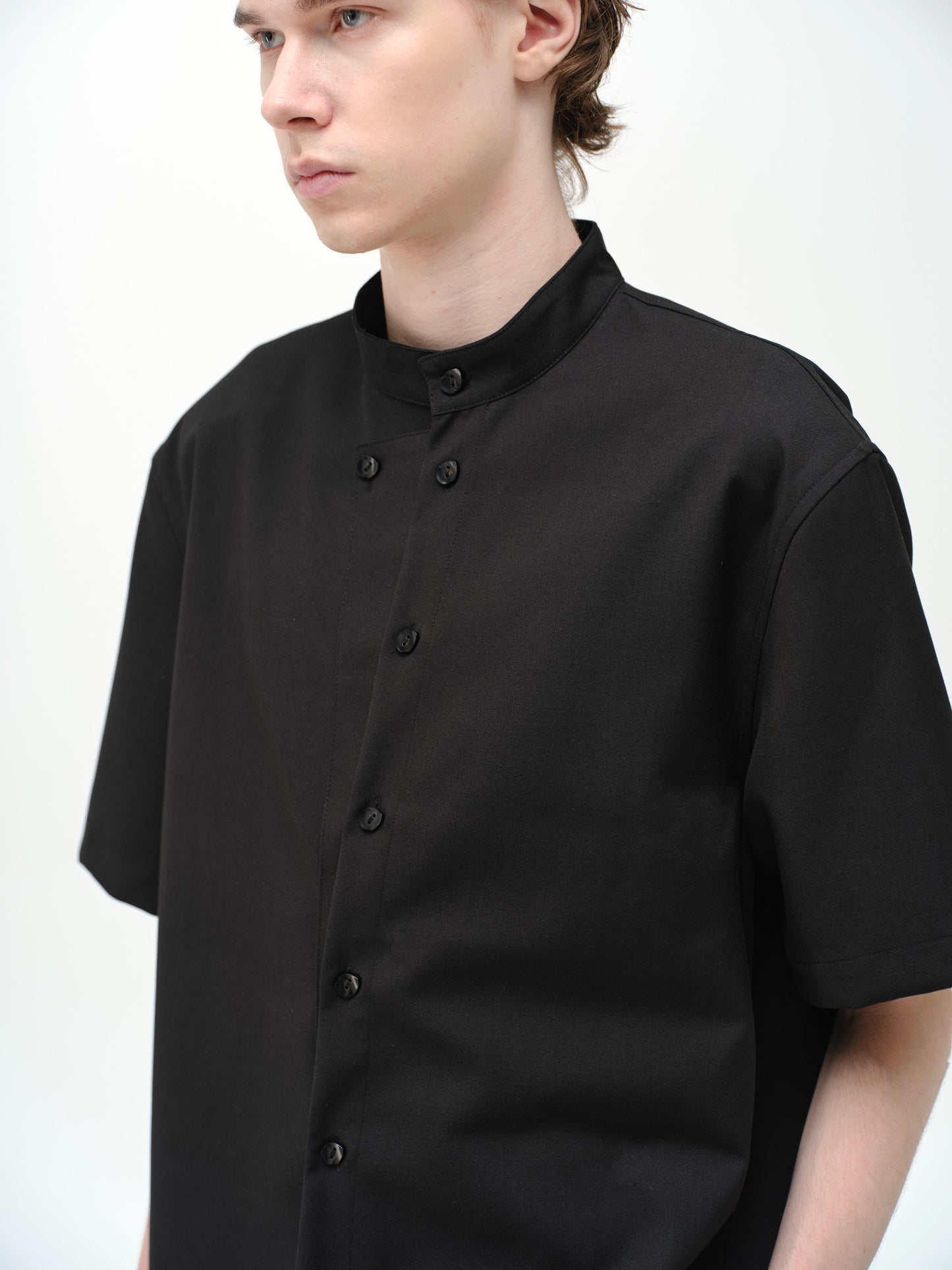 Double placket shaped short sleeve shirt