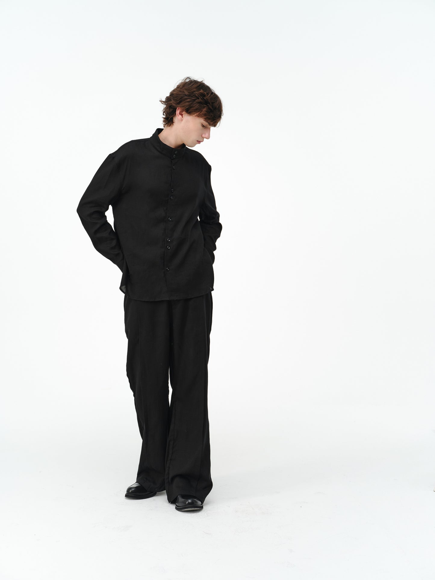 Vertical pleats draped trousers