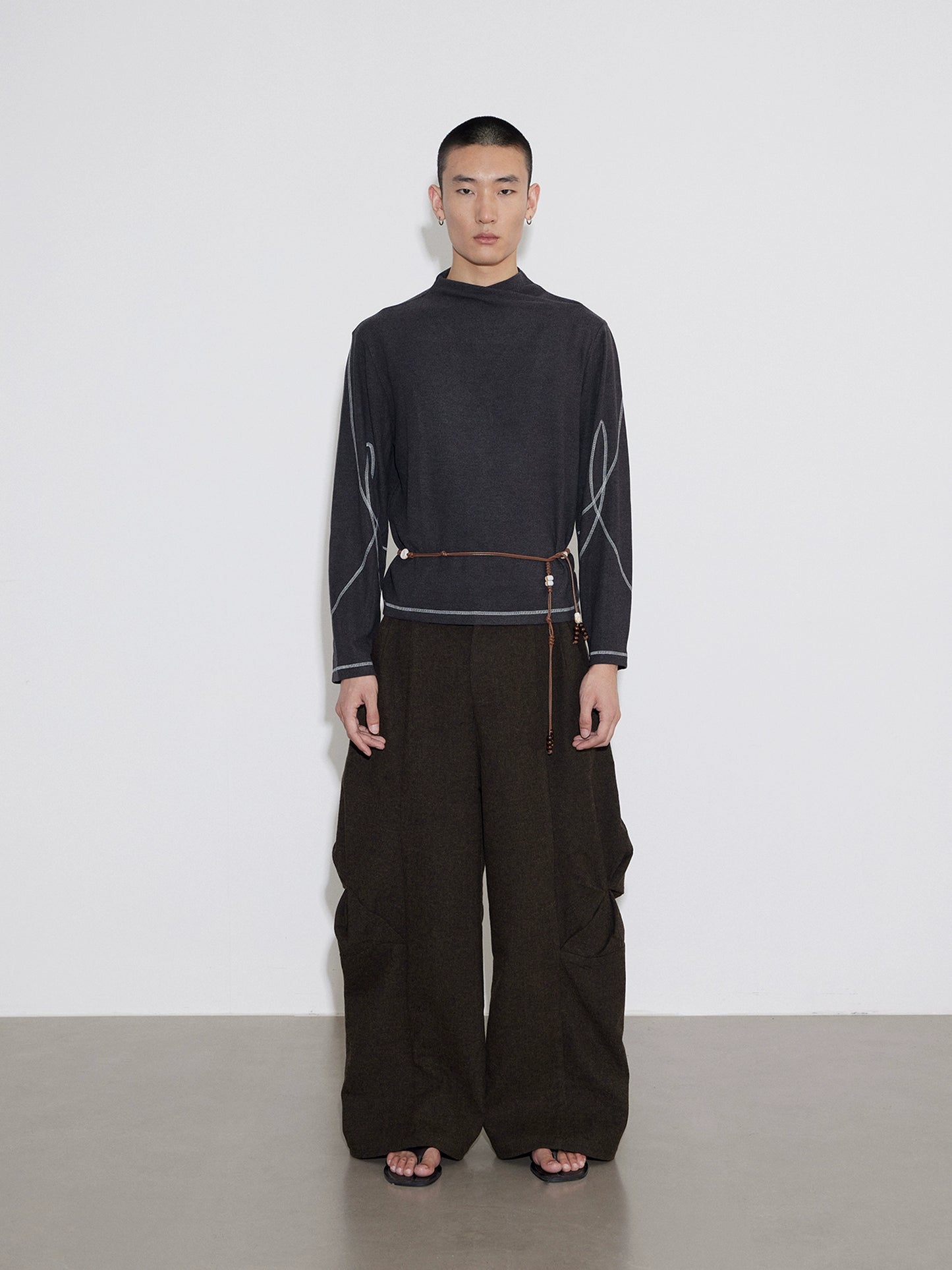 Slanted collar Topstitch Knit