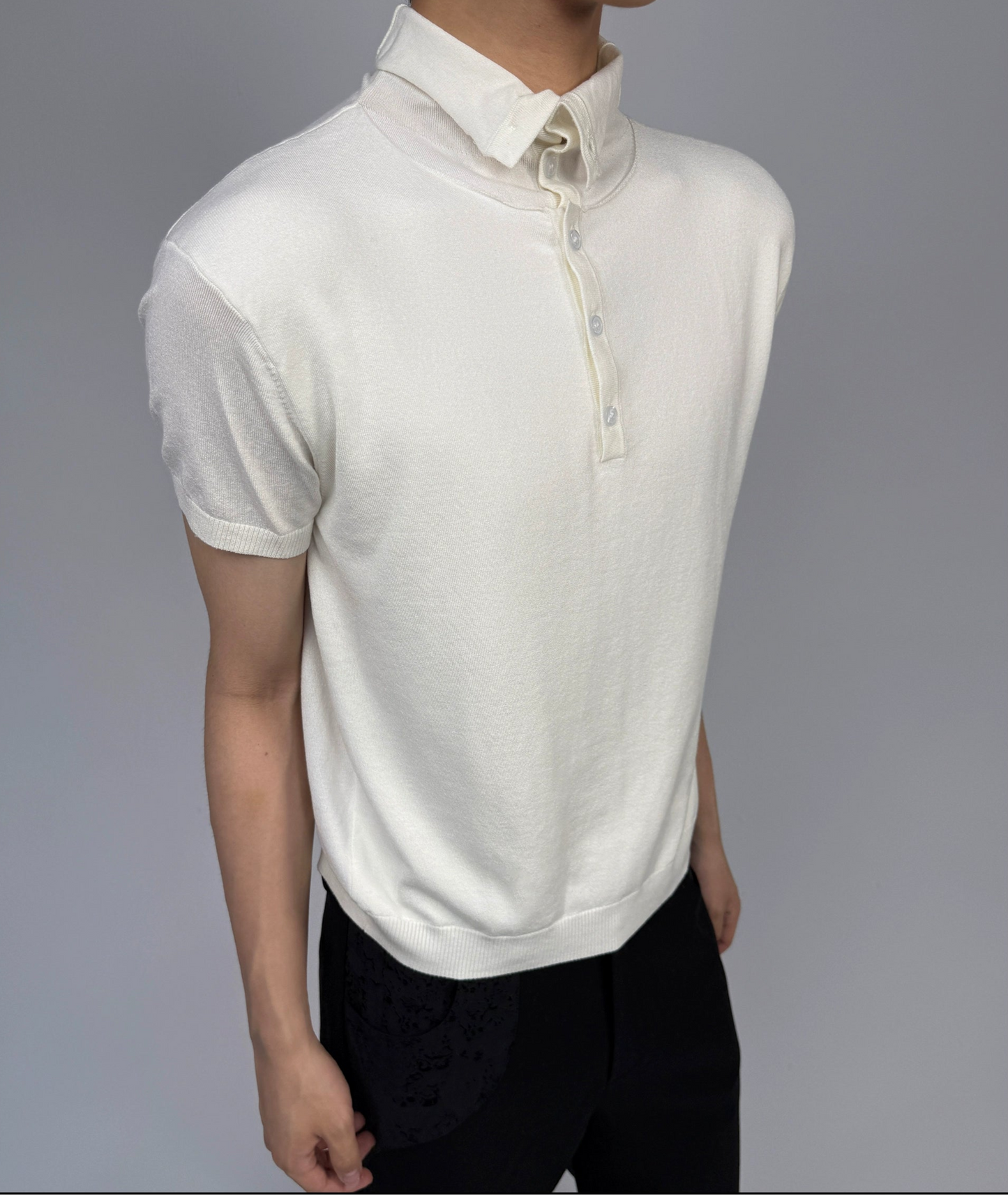 "Accumulation" layered collar Short Sleeve T-Shirt