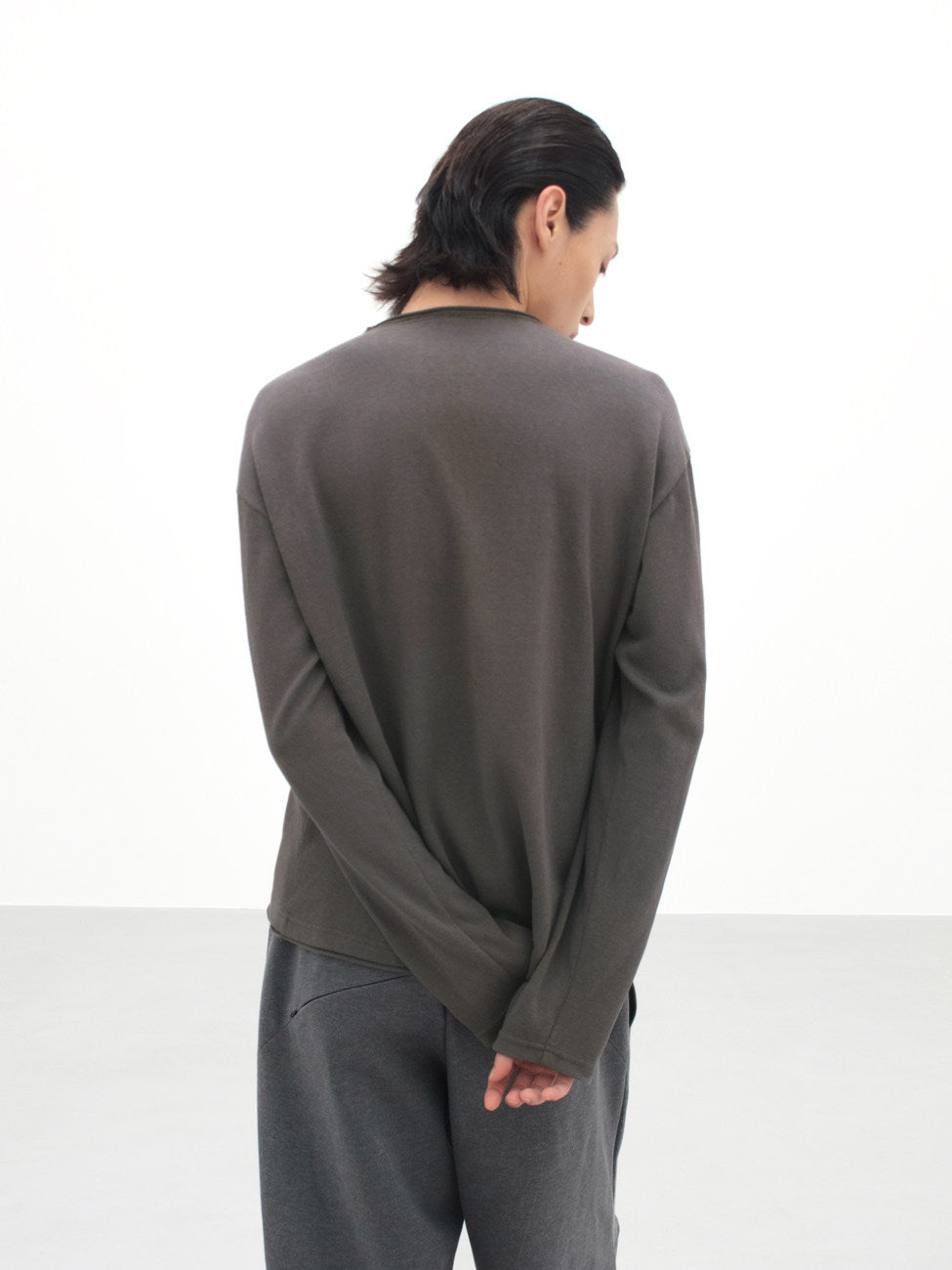 Rolled edge base long sleeves