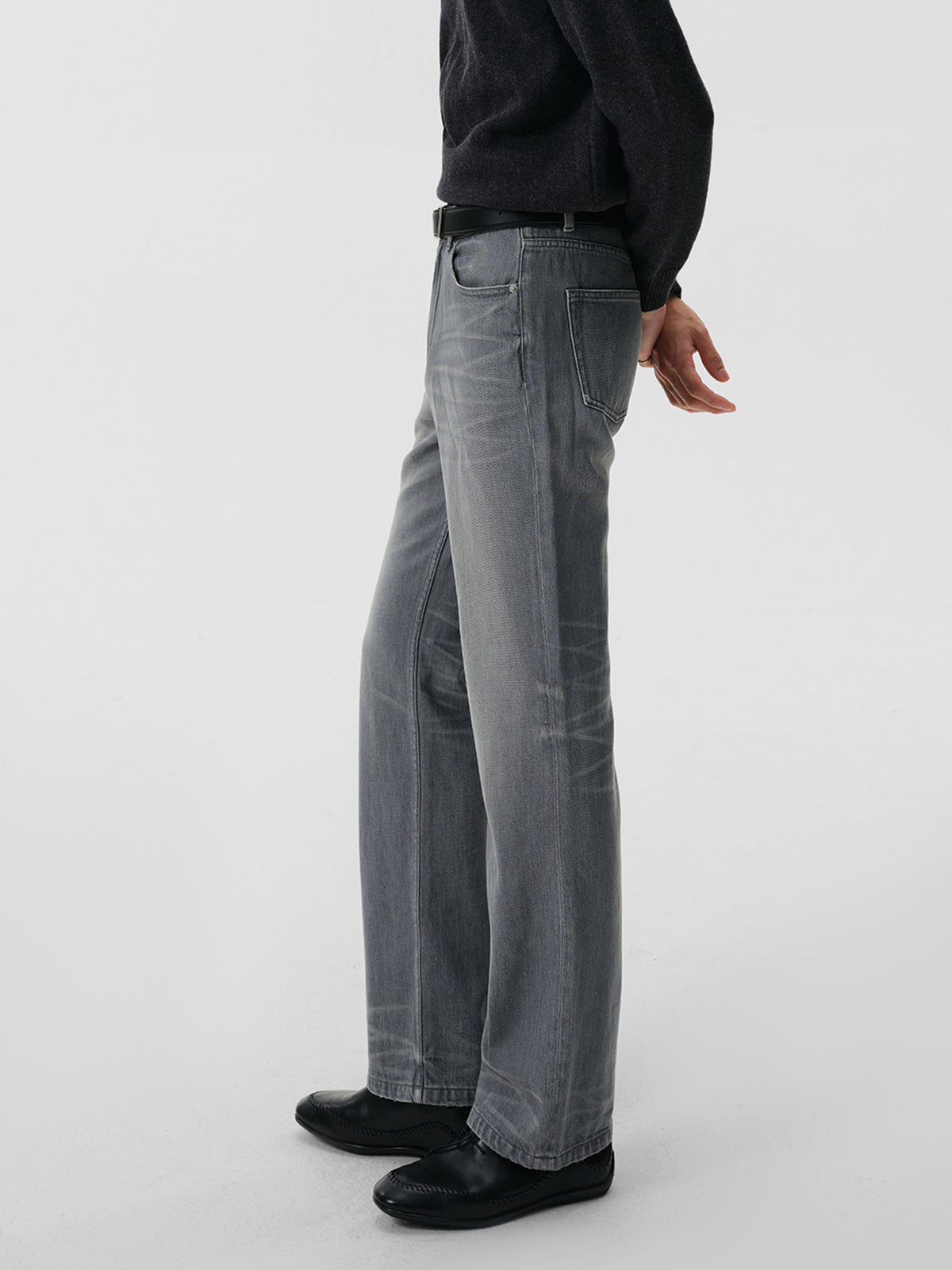 Cold water washed slimfit classic denim pants