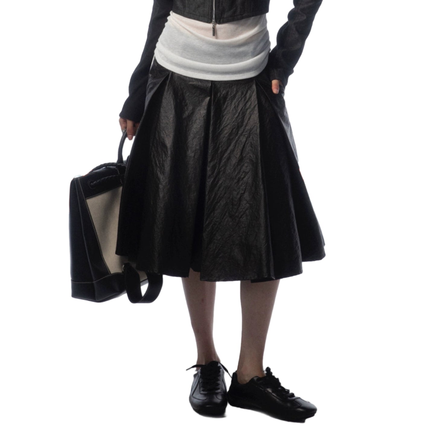 Oil-waxy coated pleated oversized skirt