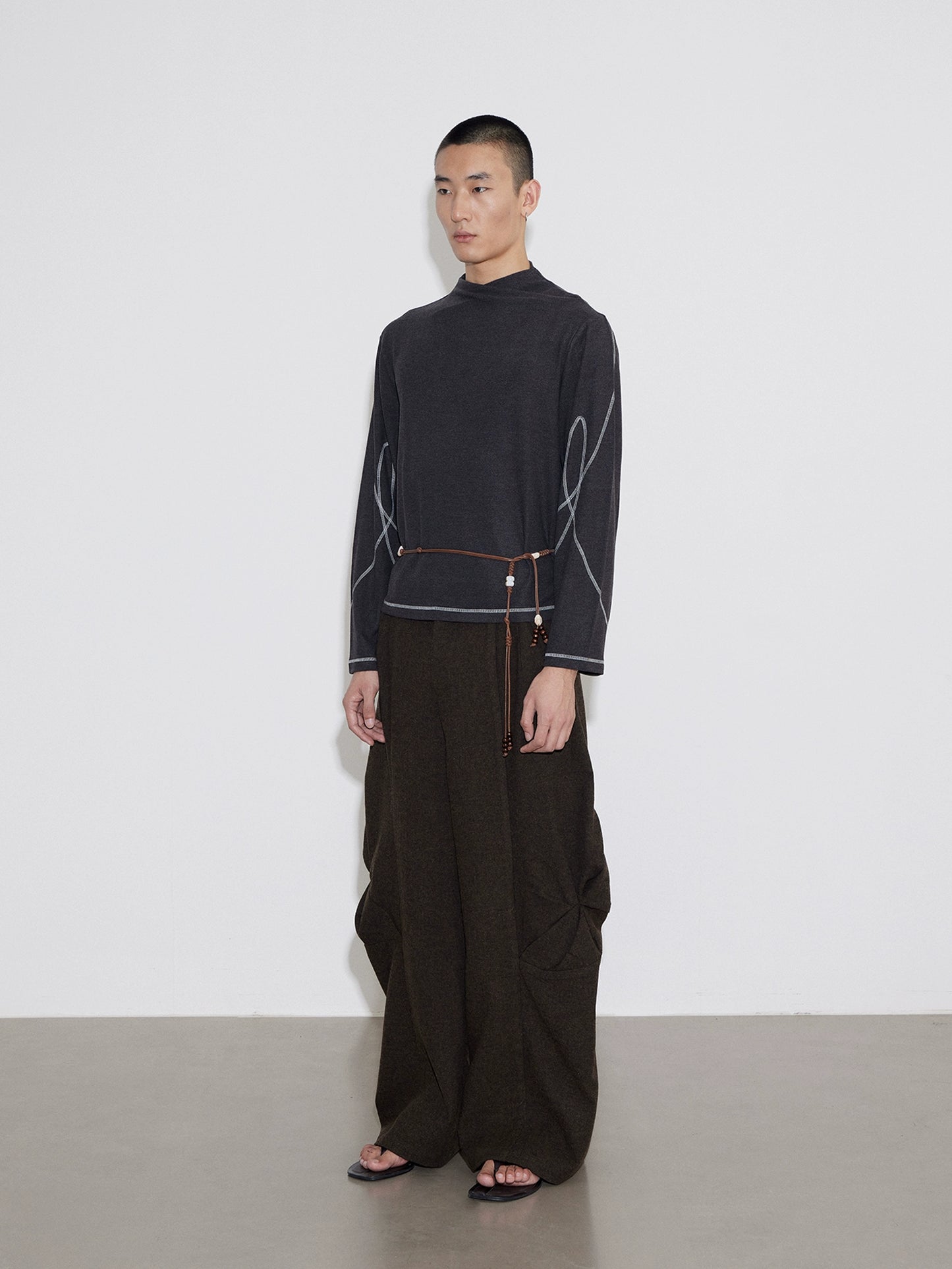 Slanted collar Topstitch Knit