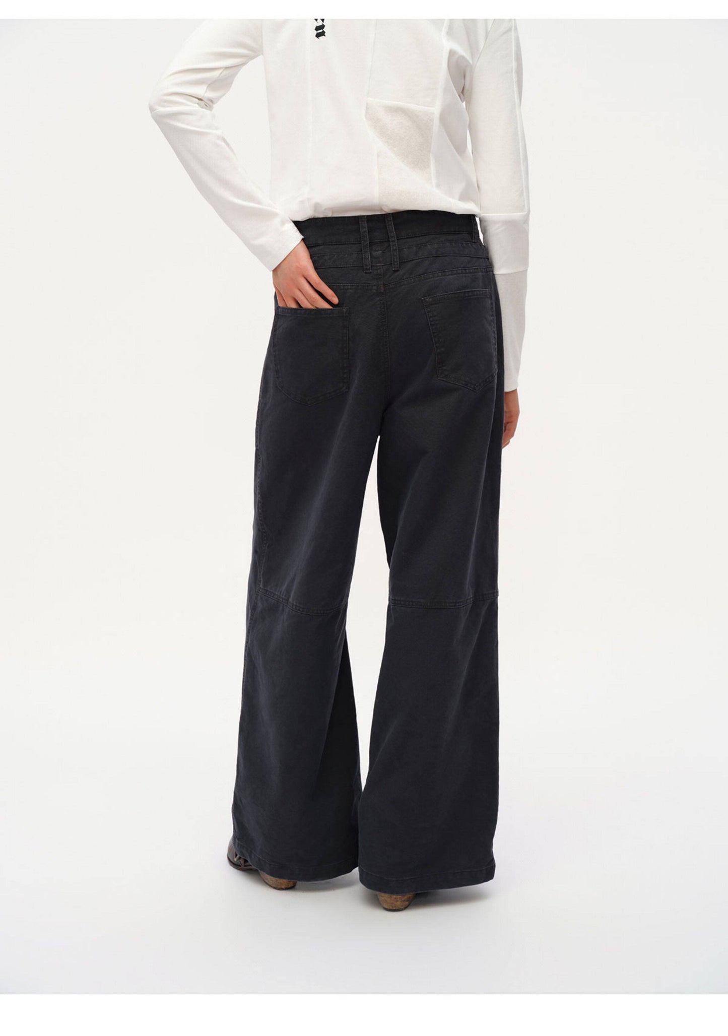 Old star rail studded wide-leg cargo pants