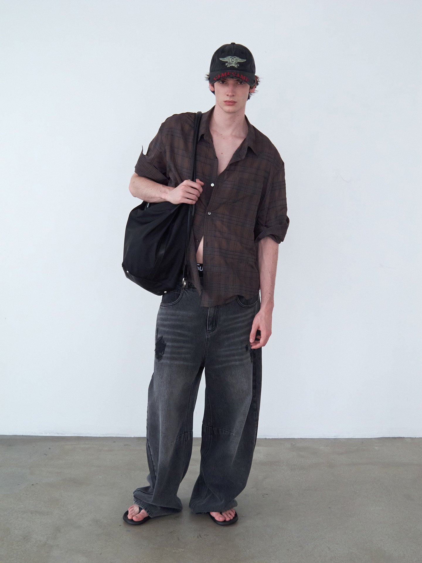 Delivery Plaid Rolled Sleeve Shirt