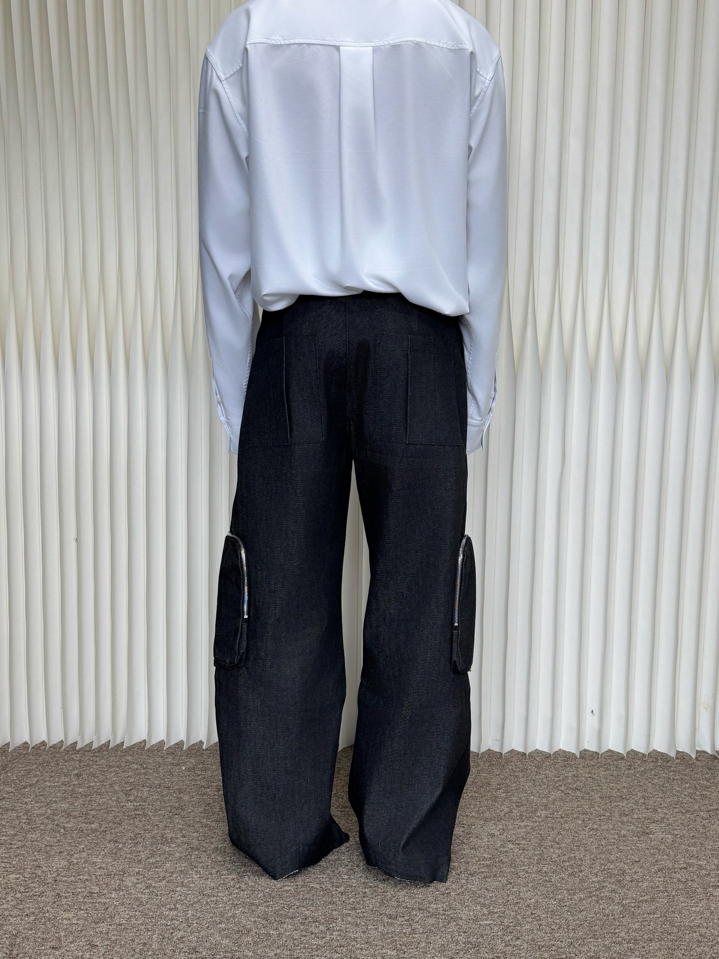 Zip pocket raw denim cargo pants