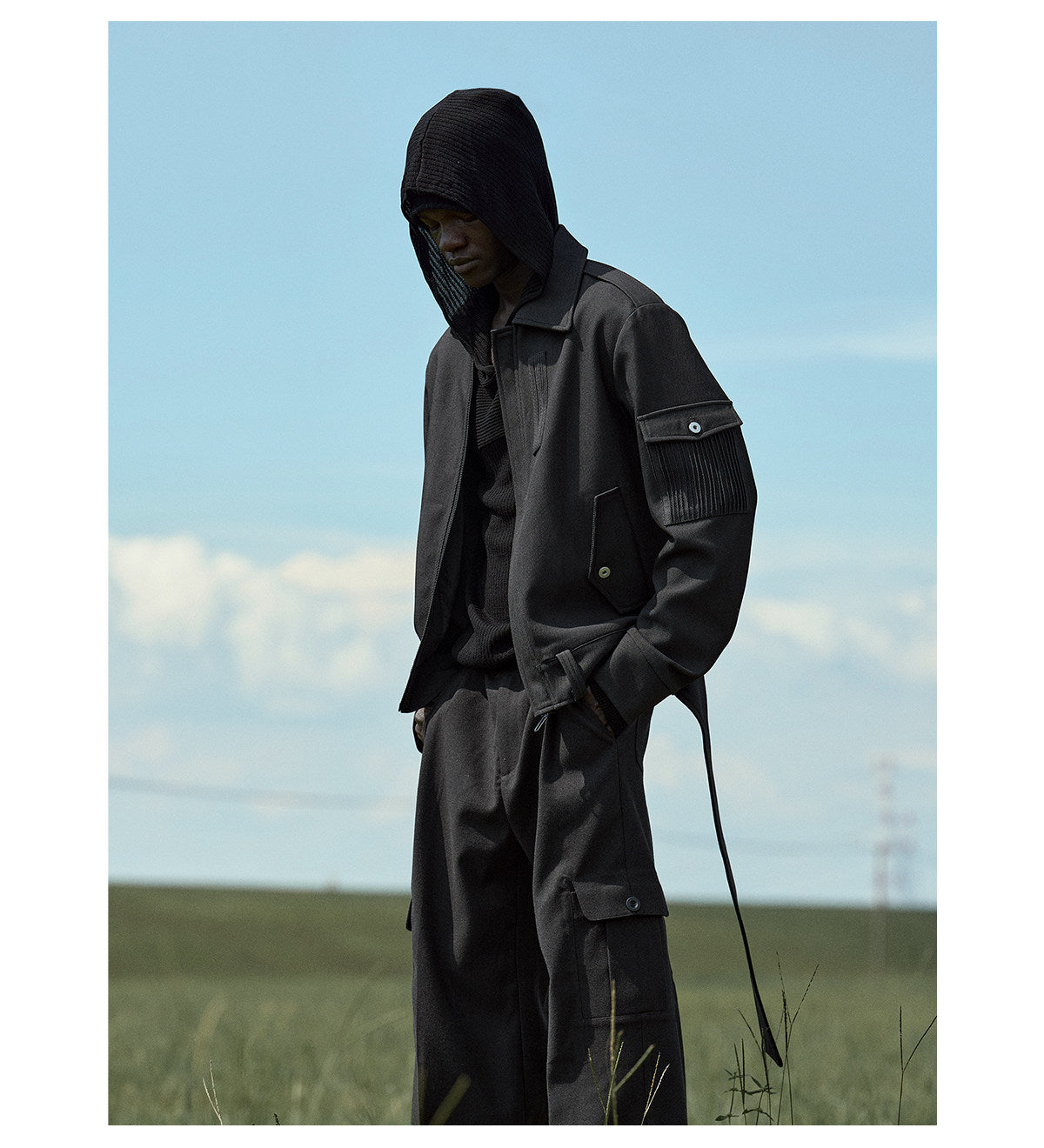 Pleated badge pocket cropped jacket