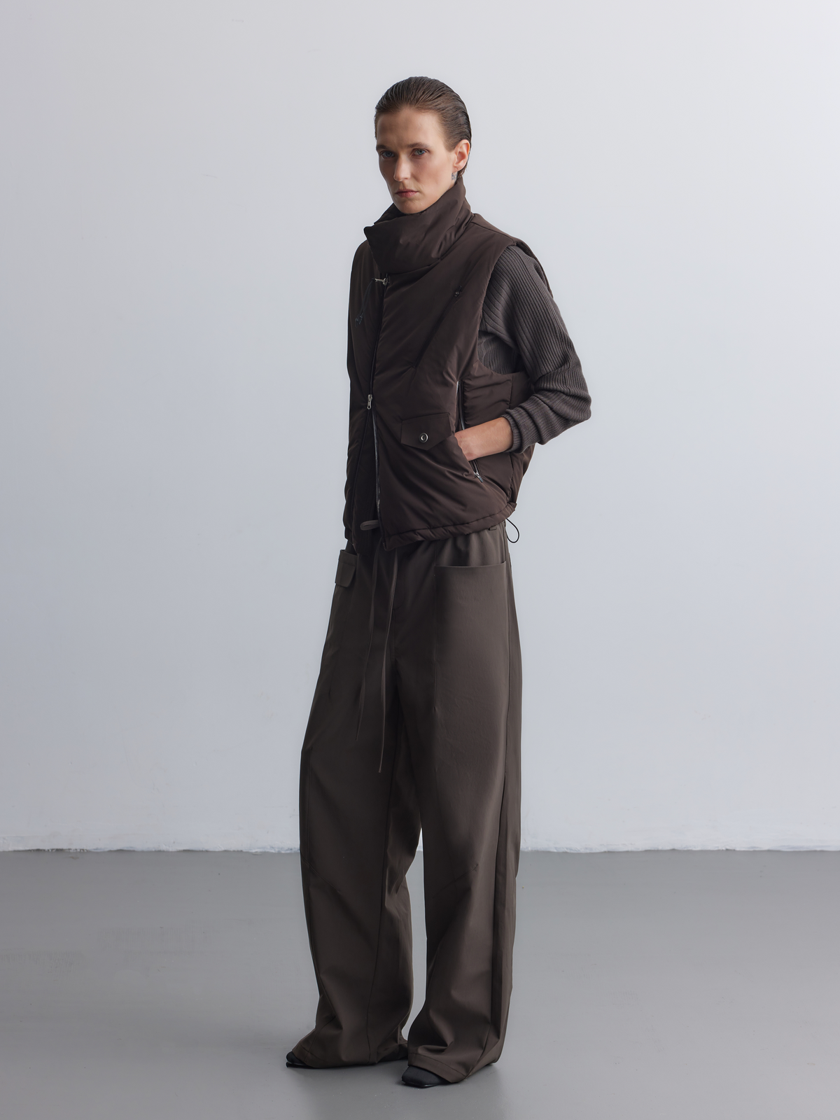 3D cut wrapped pants