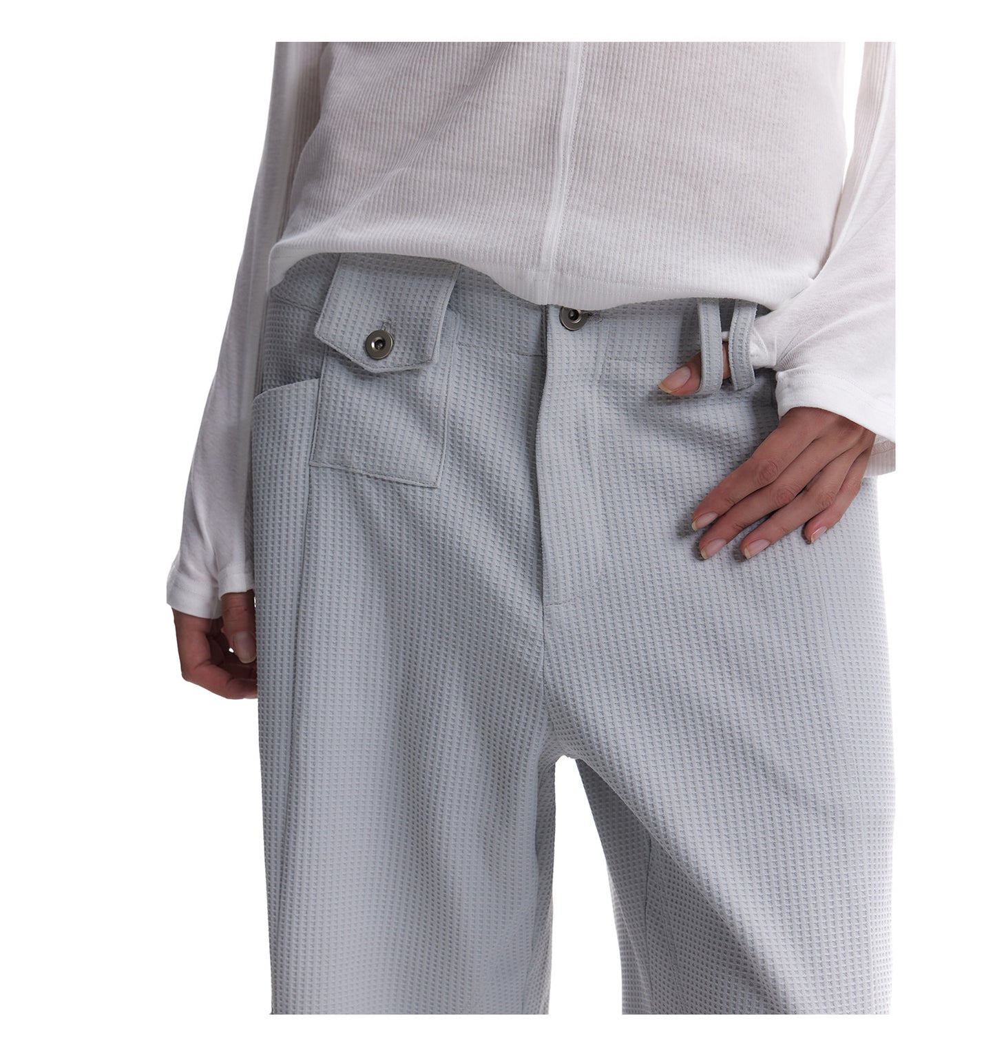 Waffle texture pocket pleated pants