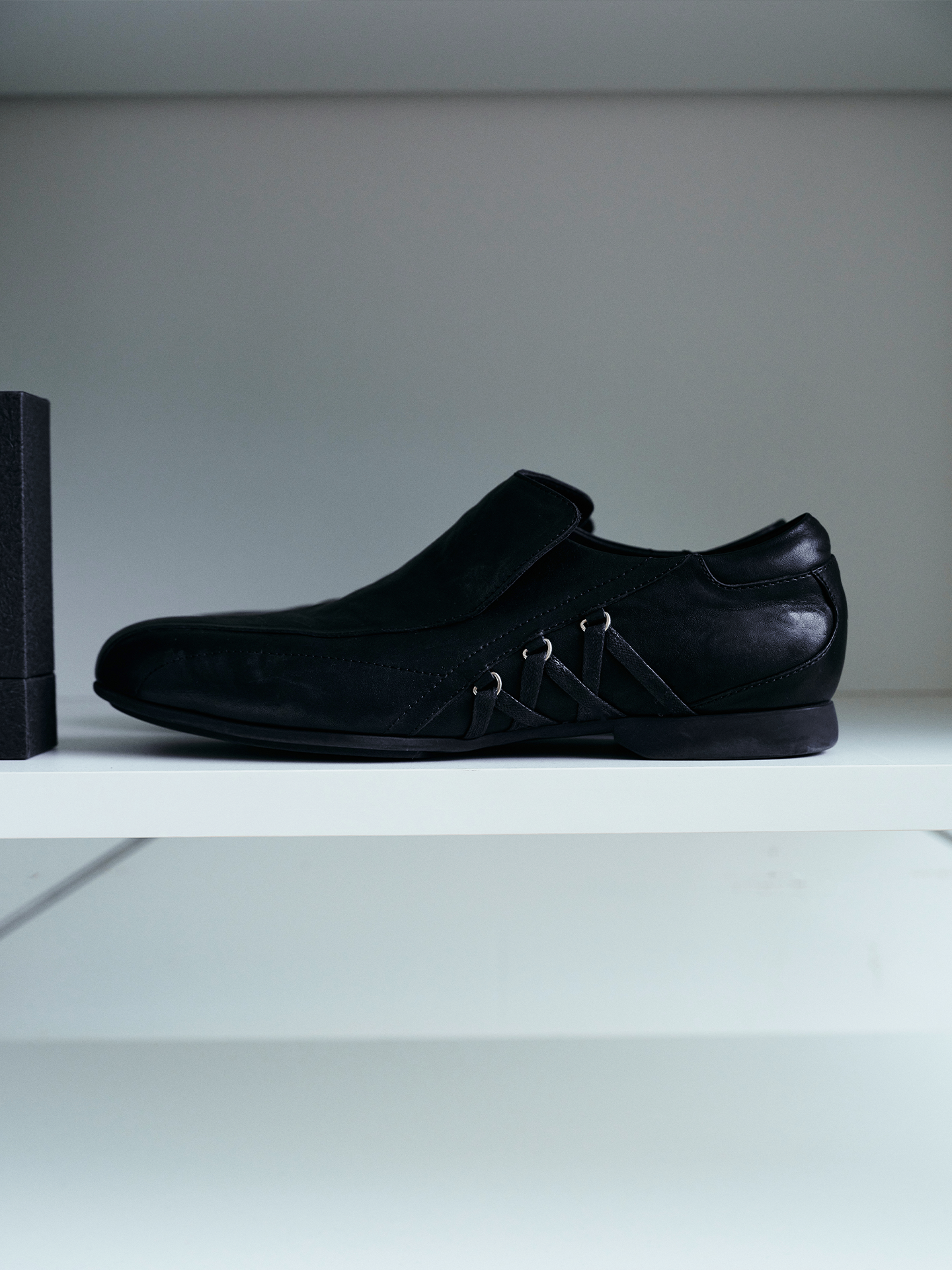 Strap Washed Leather Shoes