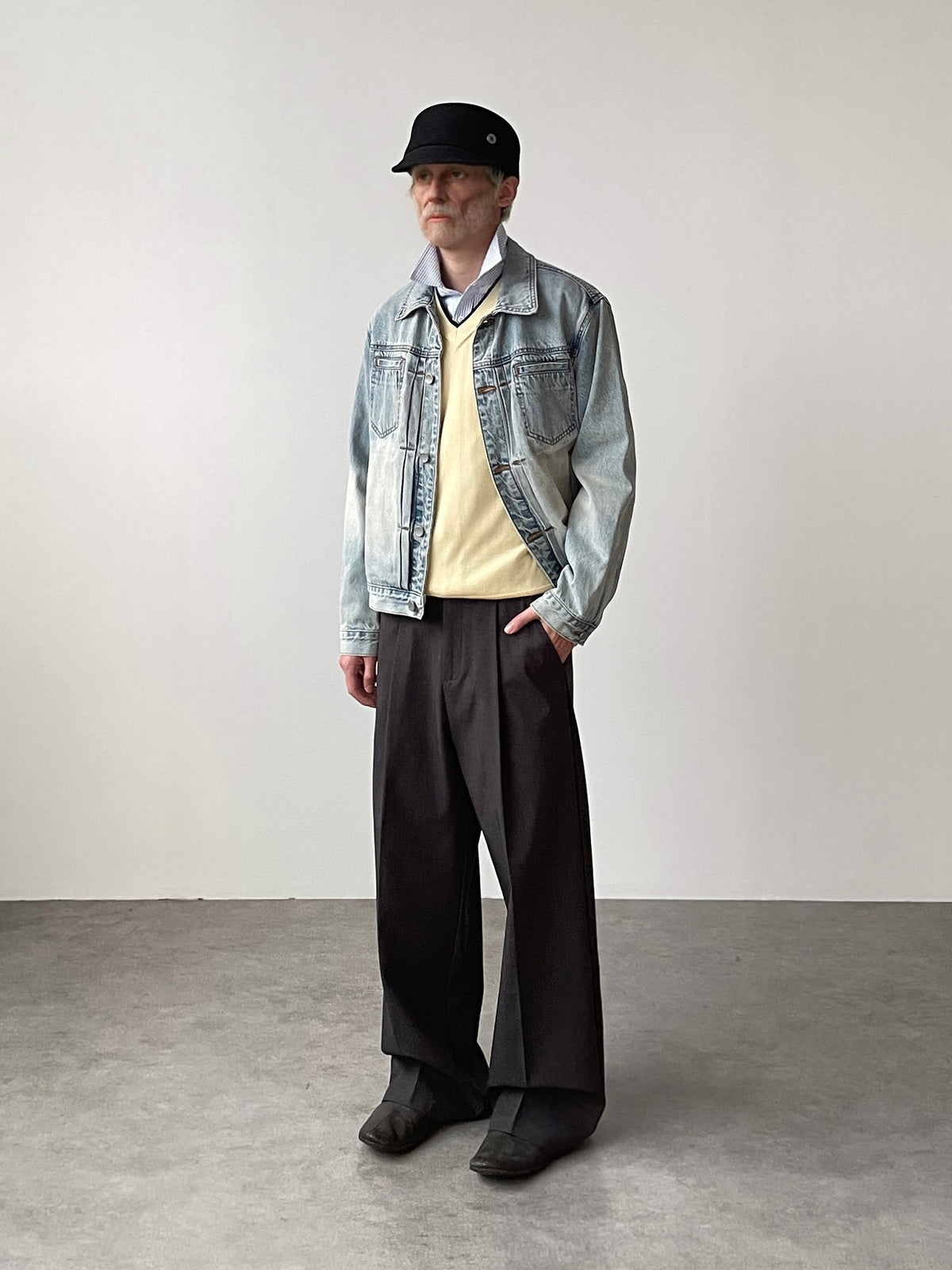 Short Slim Fit Washed Denim Jacket