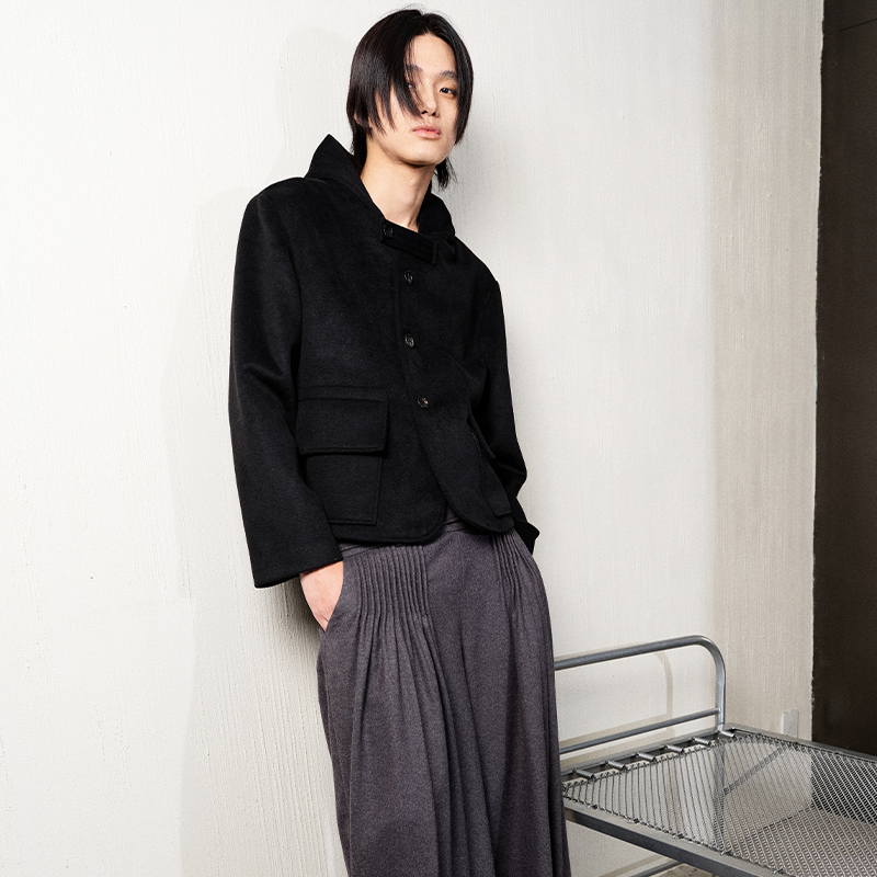 Double belt pleated wool trousers