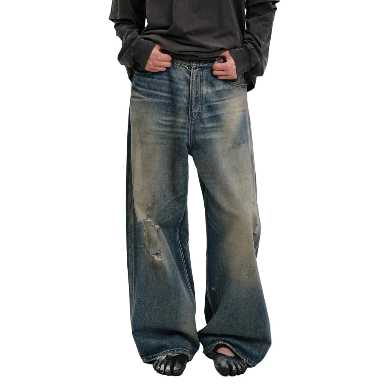 Hand wiped hole jeans