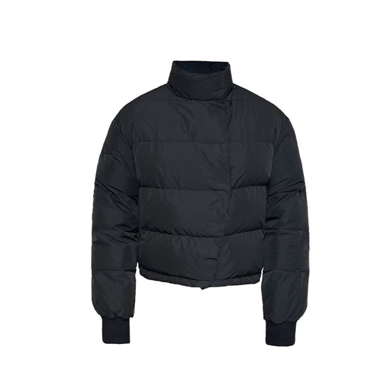 Magnetic buckle down jacket