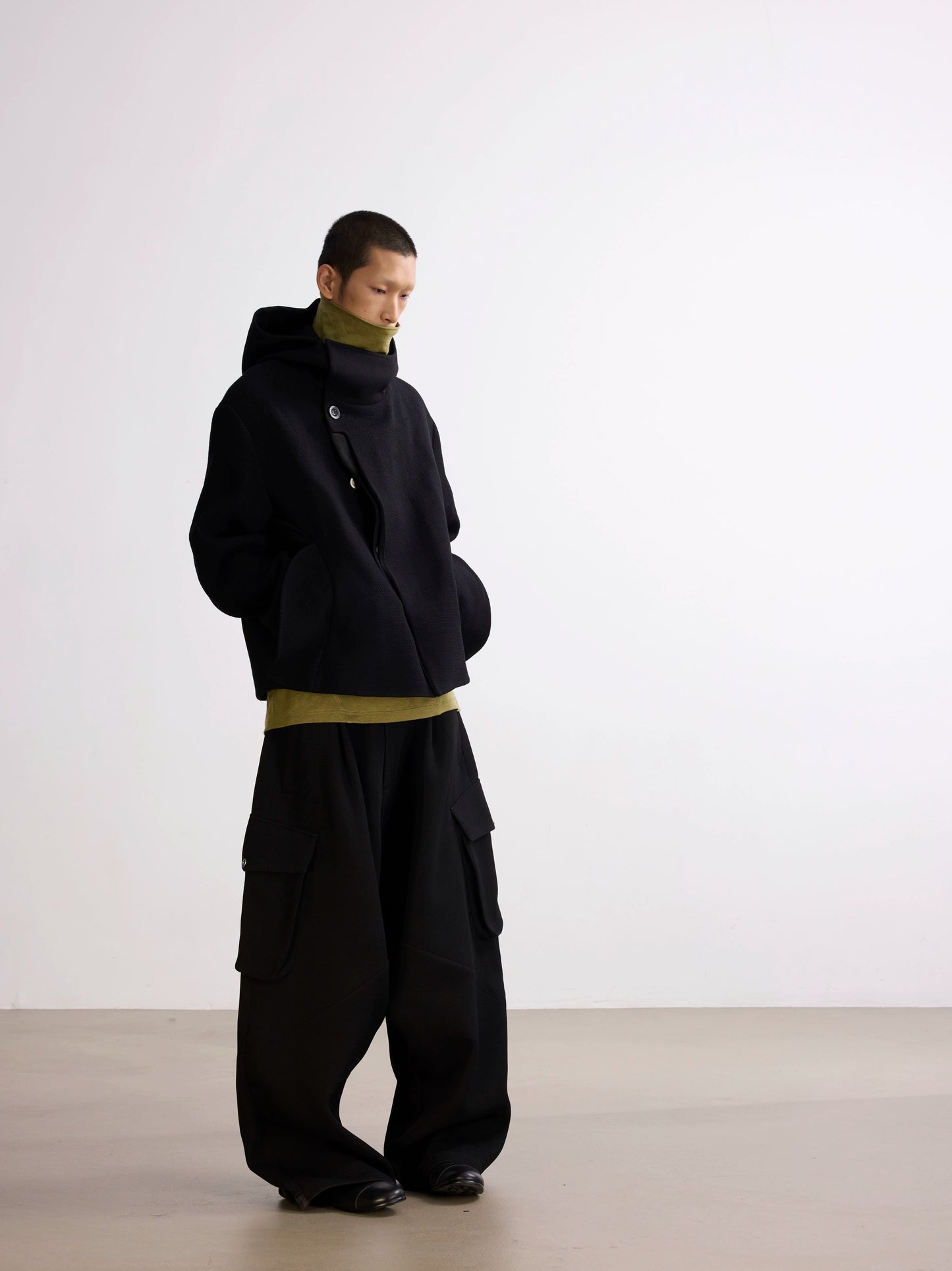 Wool high-neck "mask" Knit