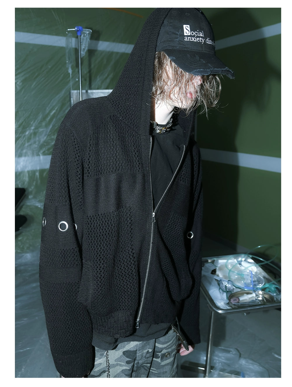 Cut-out Texture Hoodie