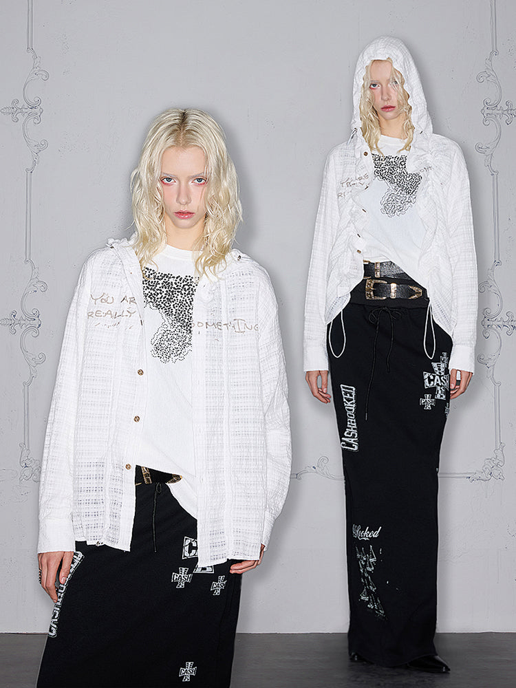 Wrinkled strip multi-form print hooded shirt