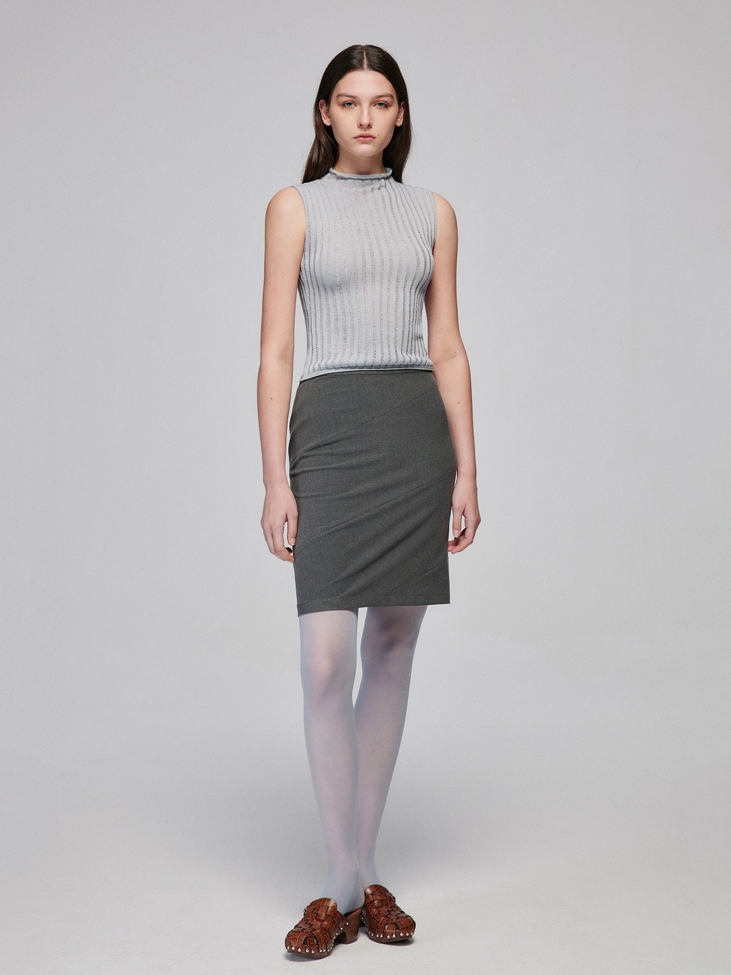 Rolled-edge knit vest