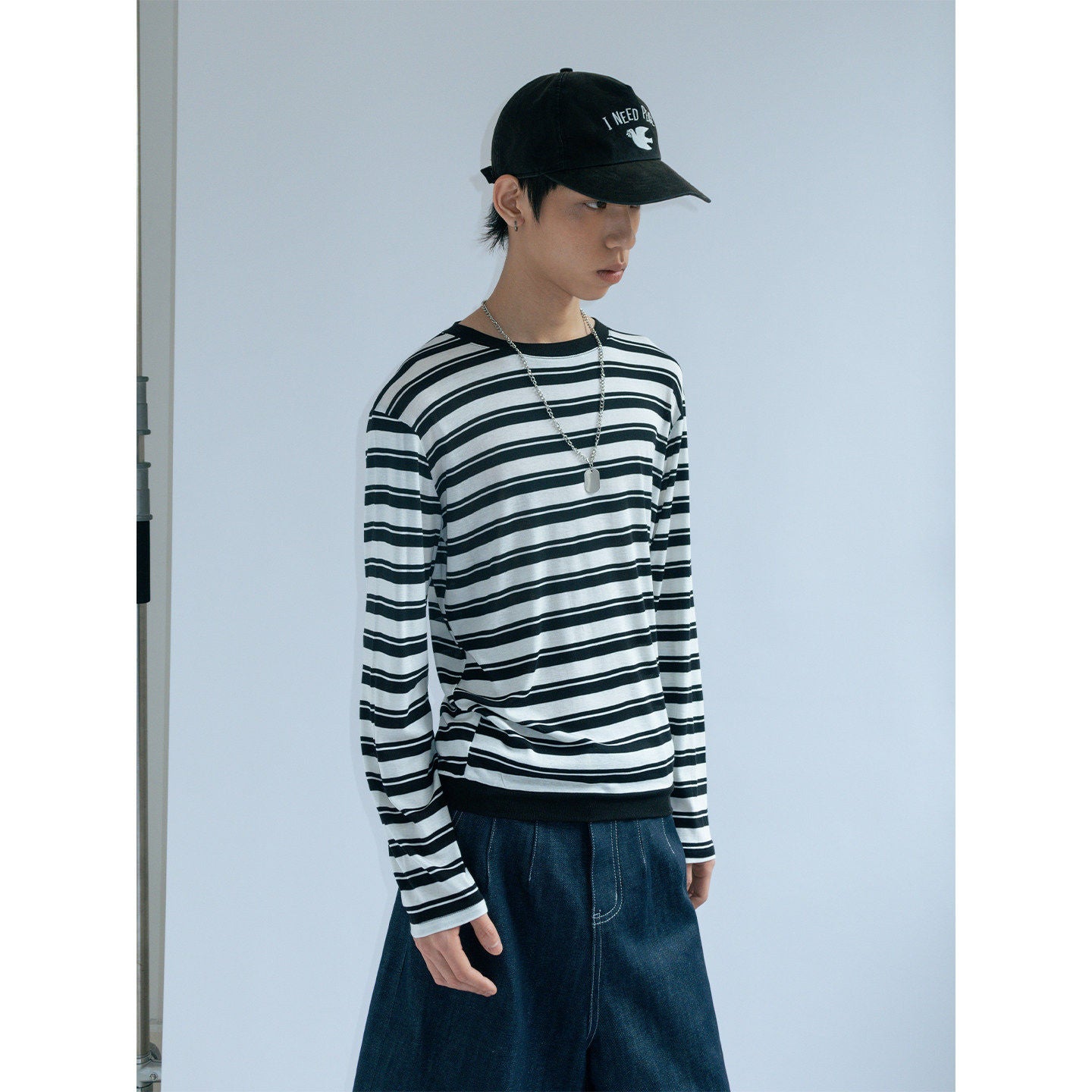 Wide neck striped long-sleeved T-shirt