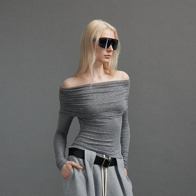 Stacked shoulder long sleeve T-shirt