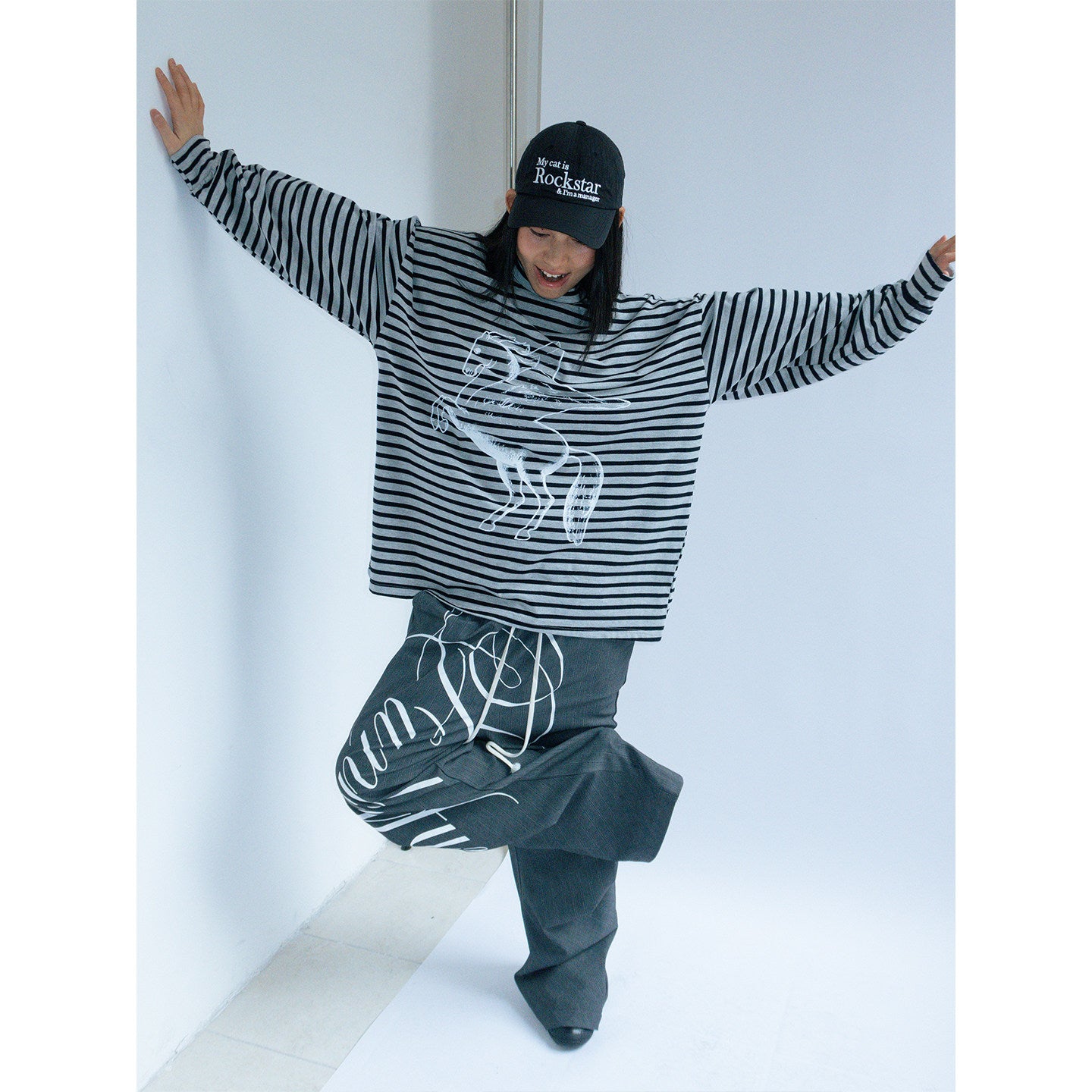 Pegasus print striped long-sleeved loose T-shirt