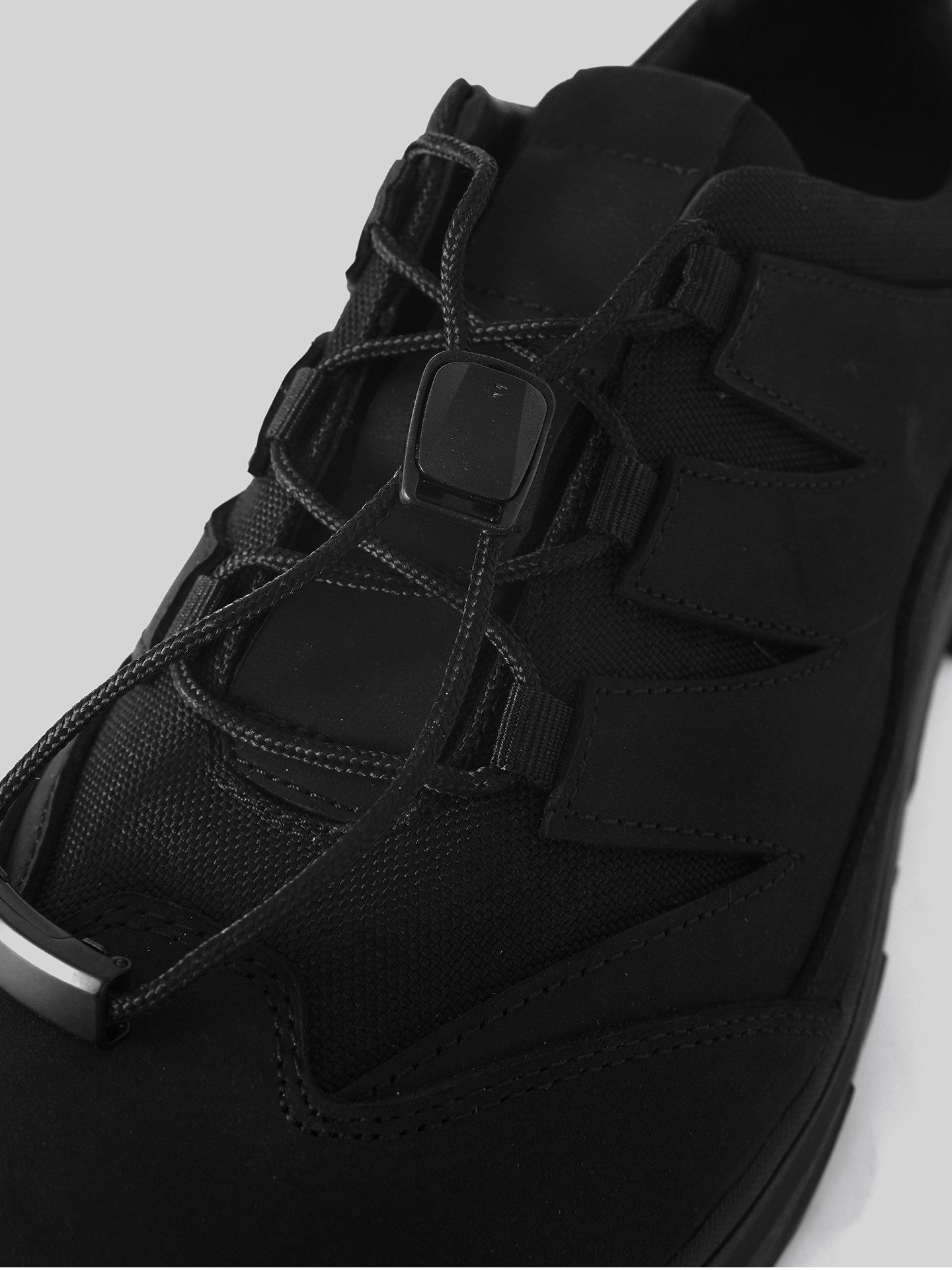 Sentinel waterproof low-top sneaker