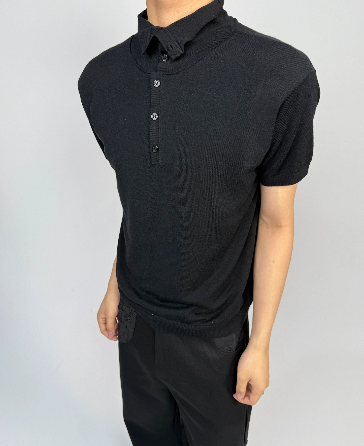 "Accumulation" layered collar Short Sleeve T-Shirt