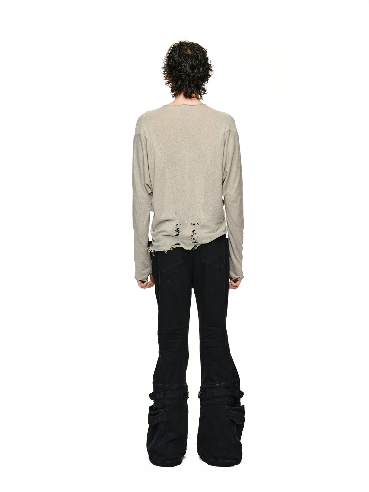 SPIRAL DISTRESSED LONG-SLEEVE TEE