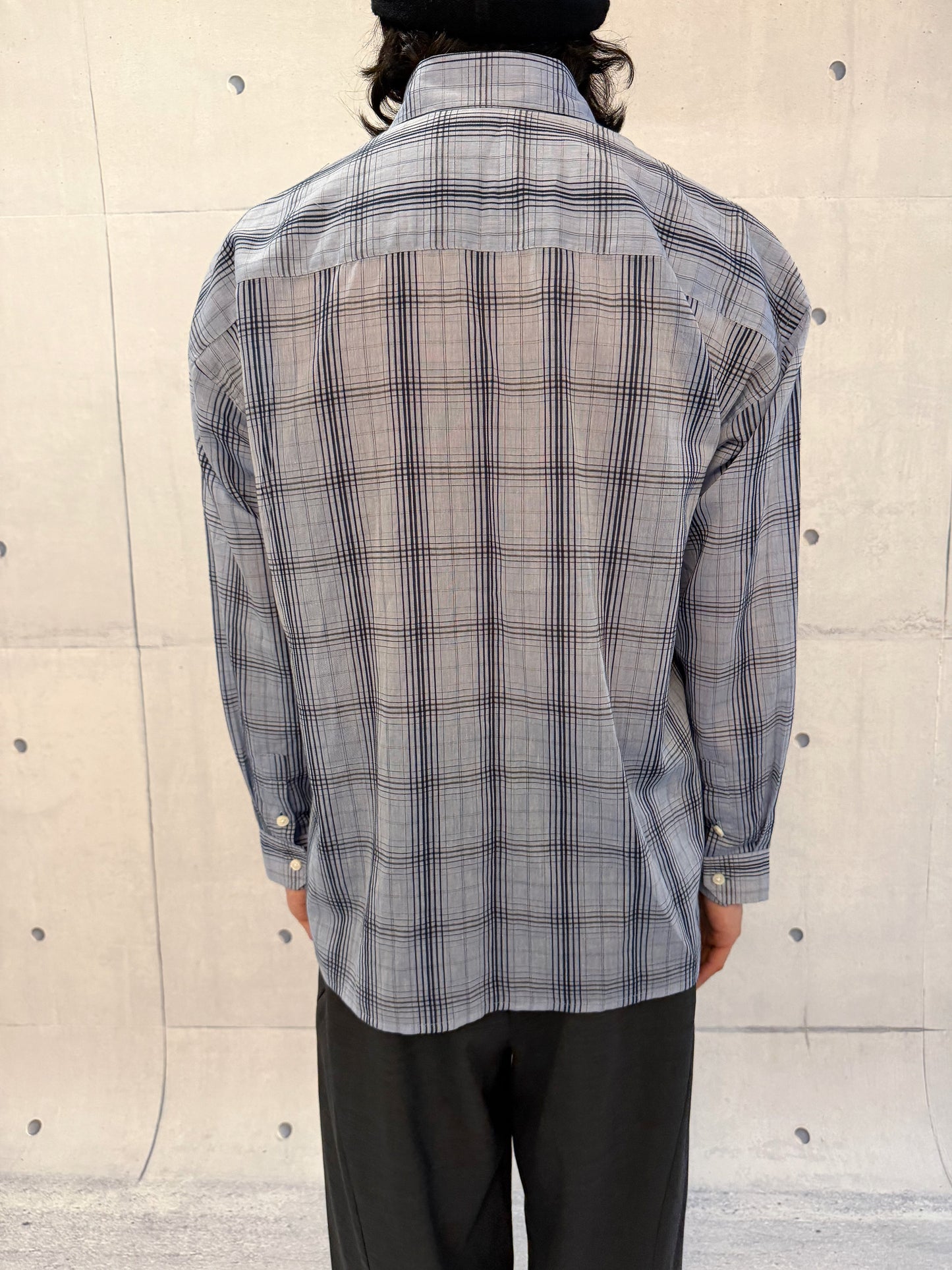 Plaid cut pocket long sleeve shirt