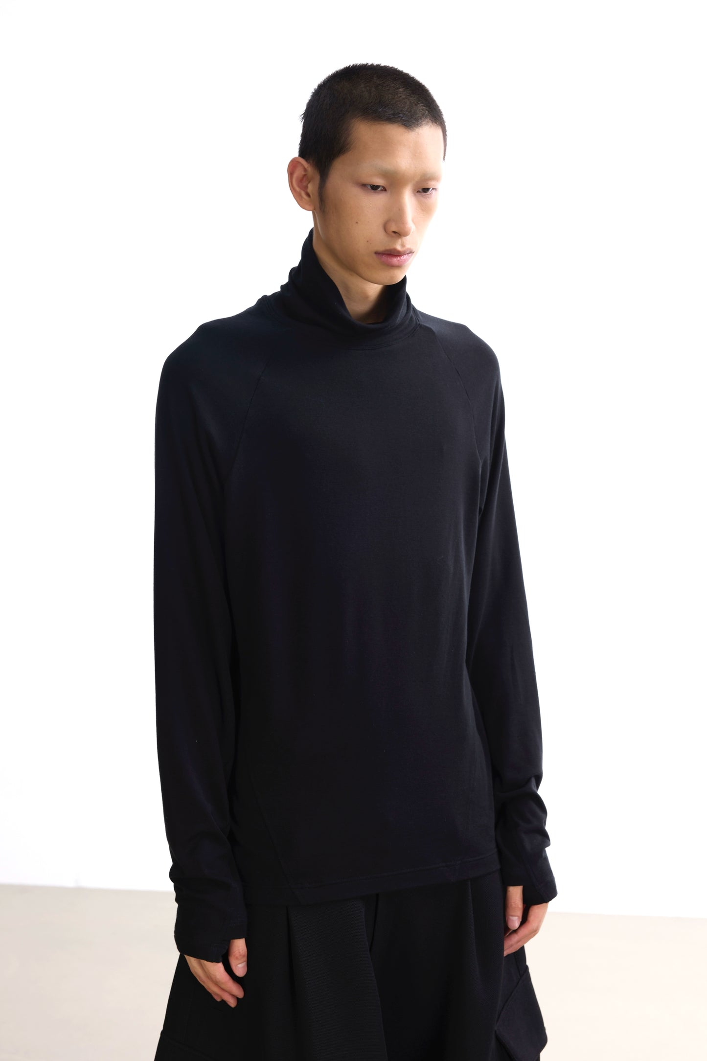 Wool high-neck "mask" Knit