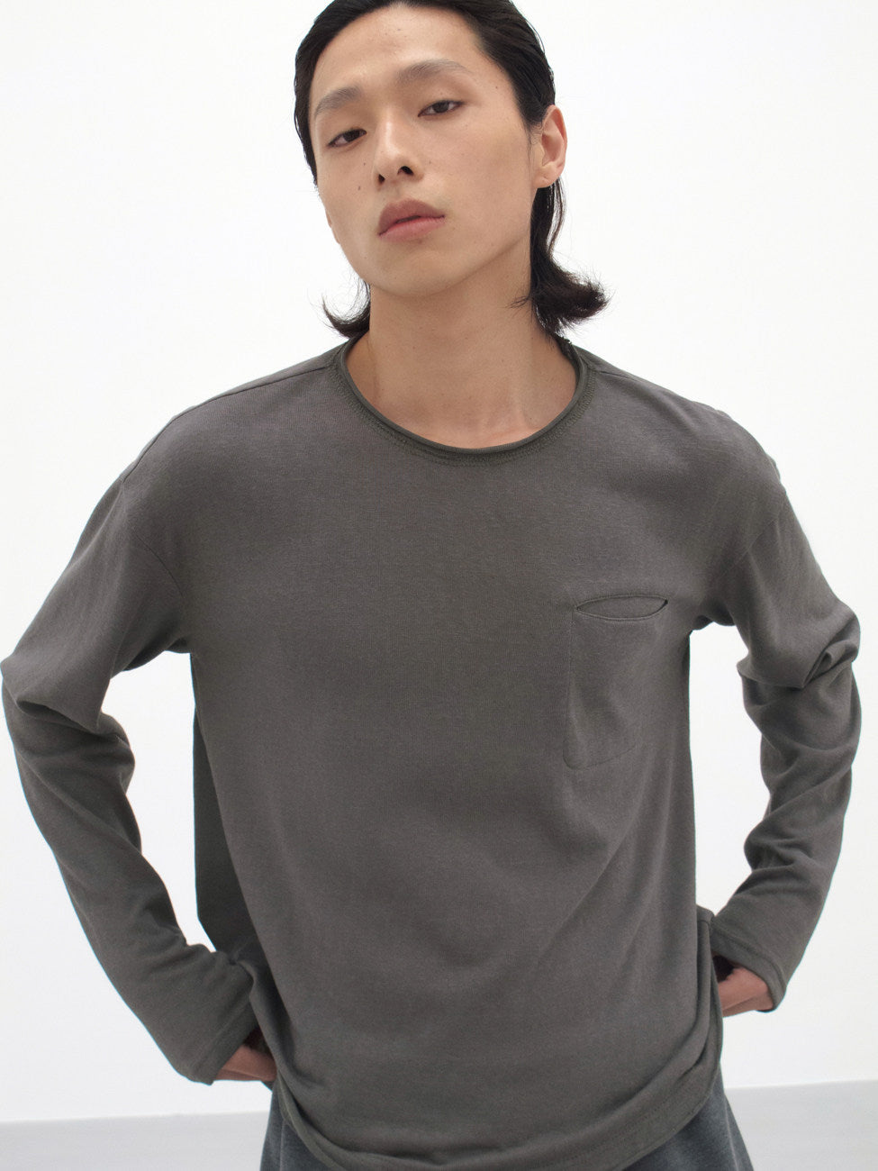 Rolled edge base long sleeves