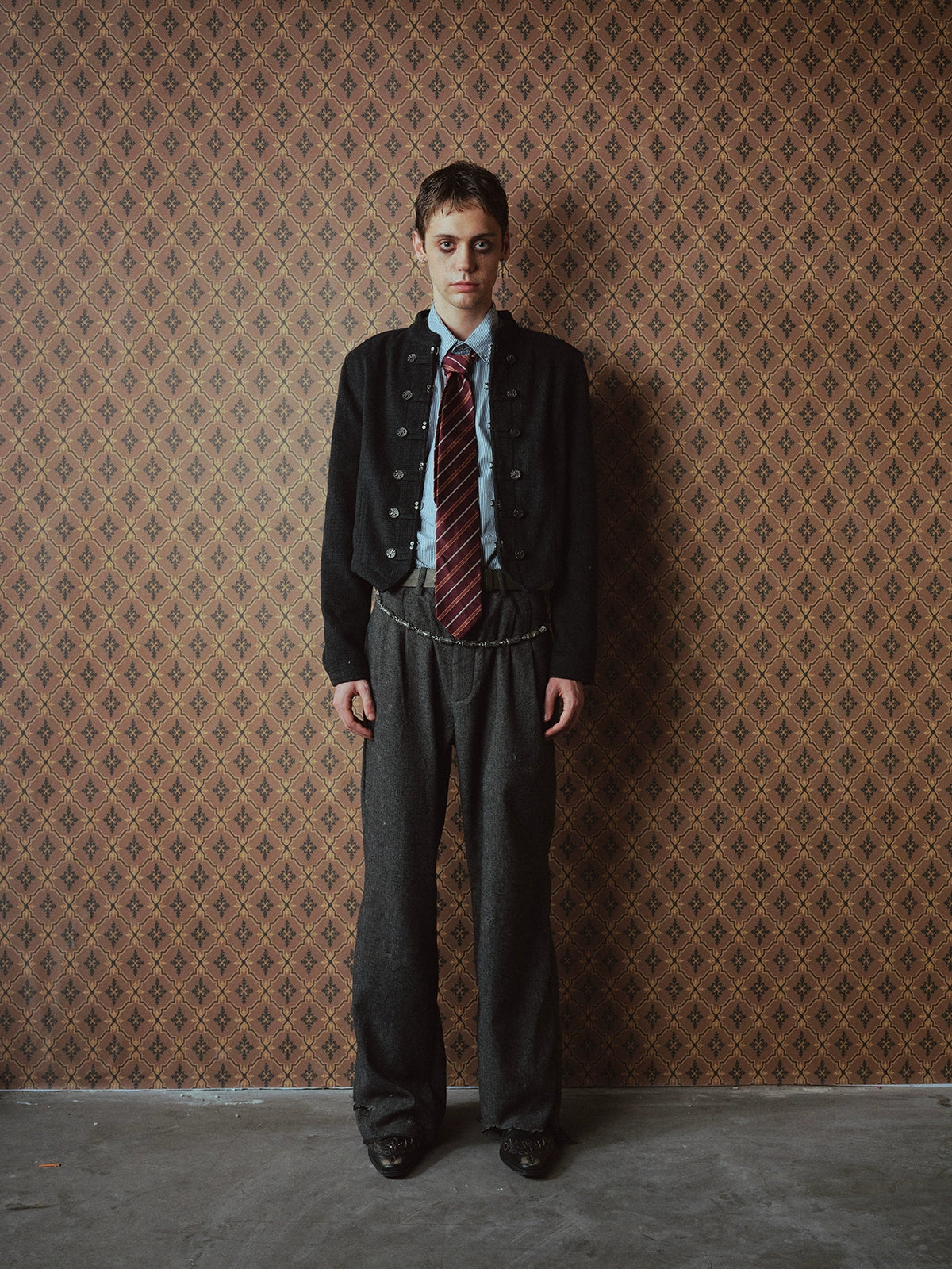 Velvey Napoleon Buttoned Cropped Jacket