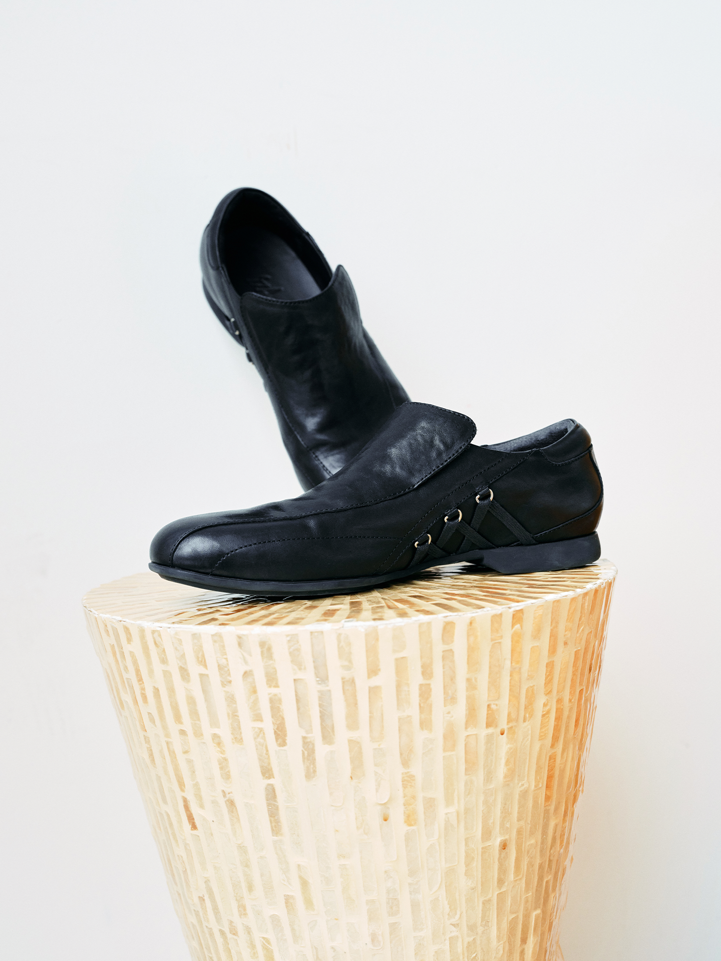 Strap Washed Leather Shoes