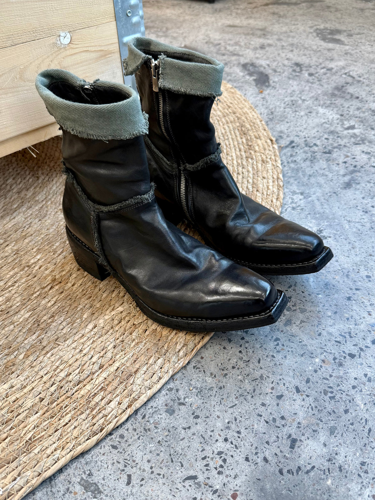 Pointed toe Goodyear Chelsea boots 3.0
