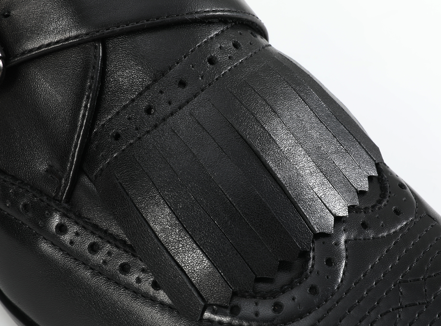 Calfskin Embroidered Leather Shoes