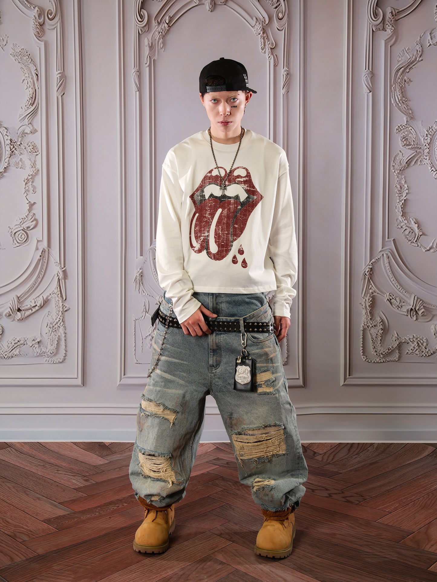 Tongue Spoof Distressed T-shirt