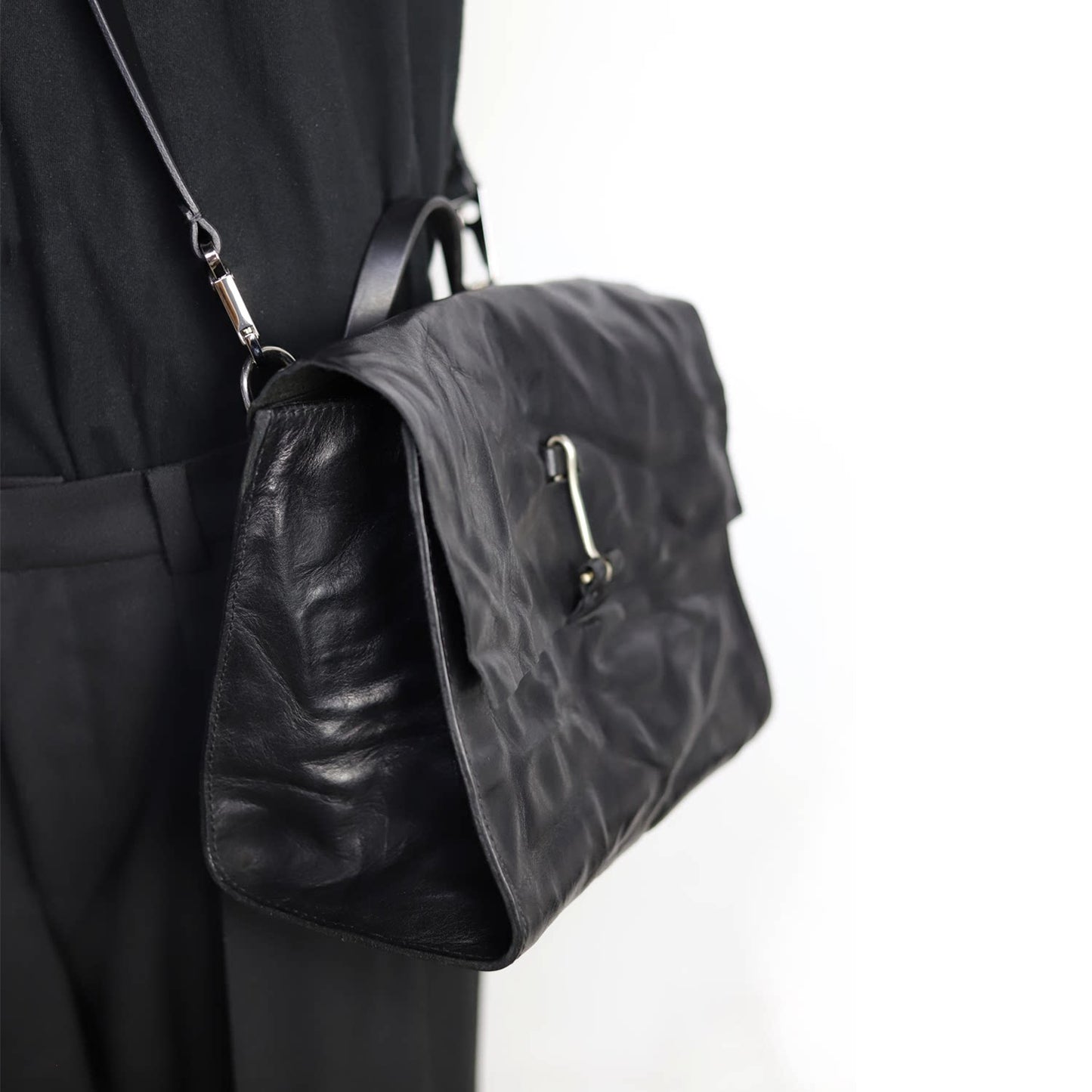 Vintage square cowhide bag