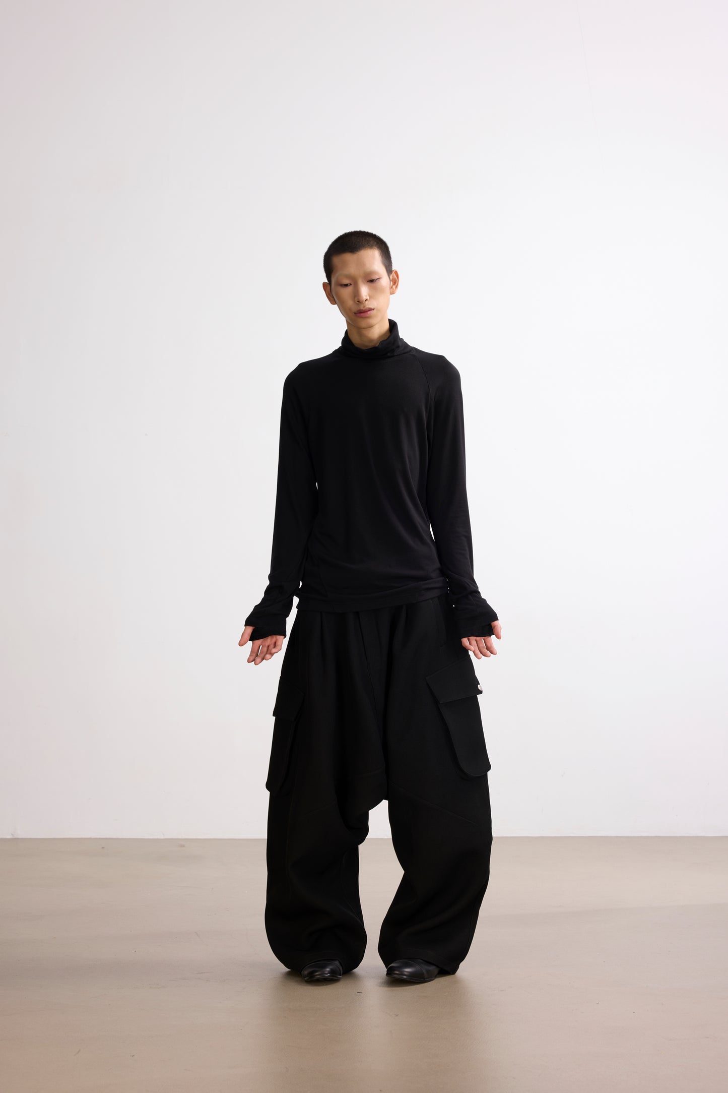 Wool high-neck "mask" Knit