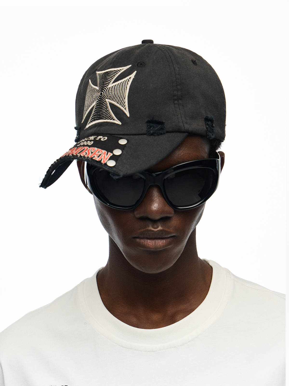 NoEmosen  iron cross studs cap