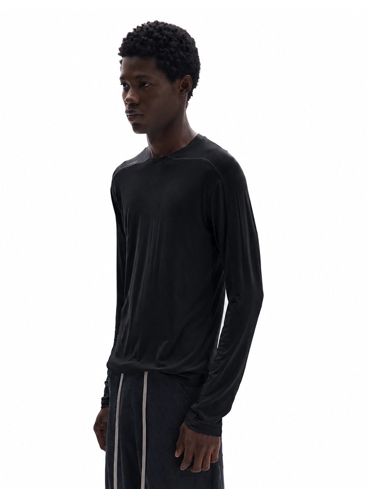 Full-back slim-fit basic long sleeve
