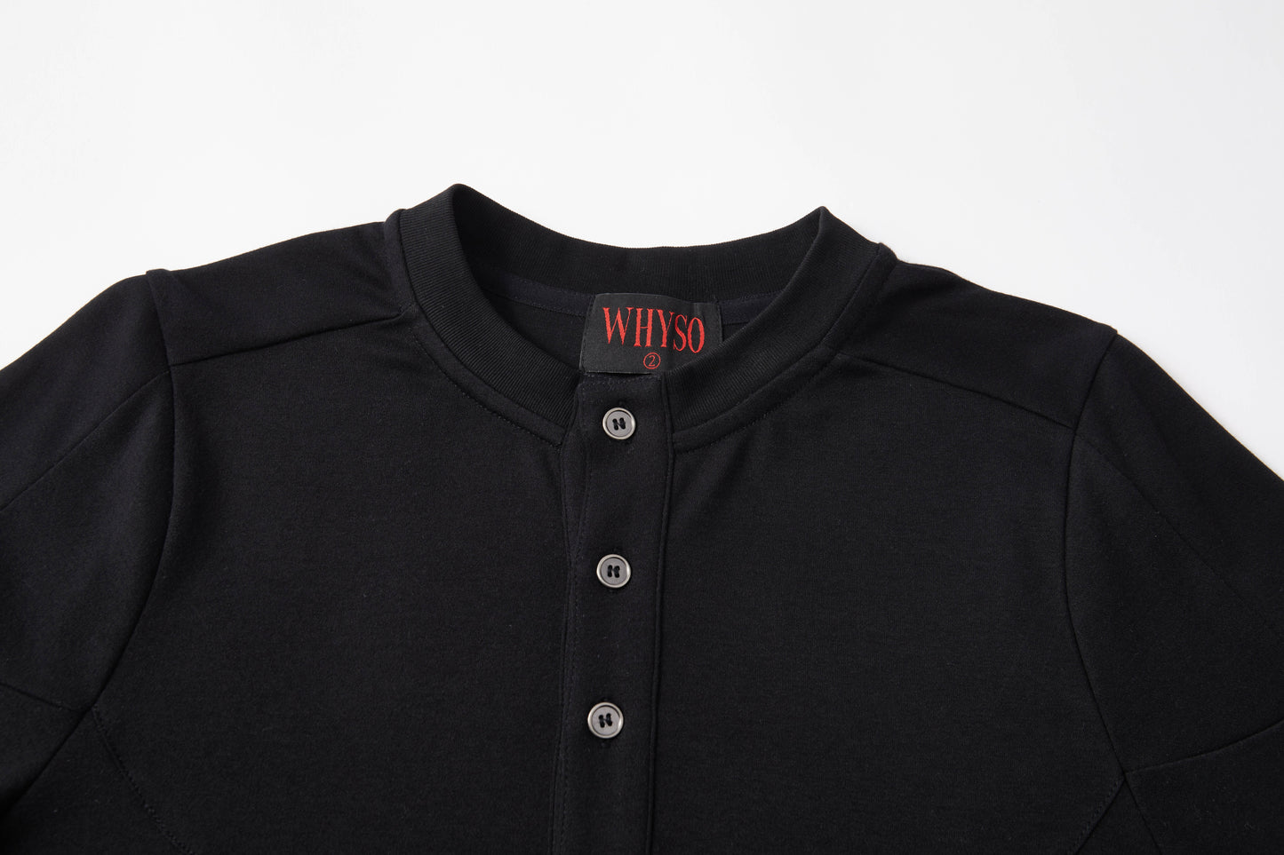 Silver coin ninja sleeve henry collar T-shirt