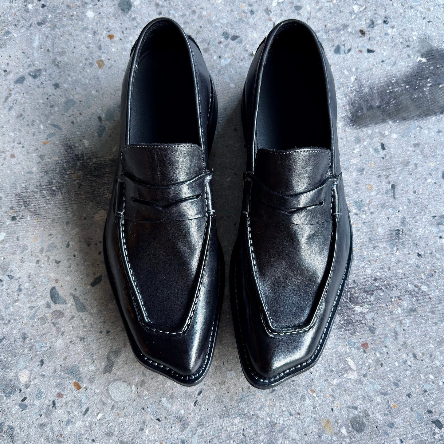 Pointed Toe Washable Horsehide Loafers
