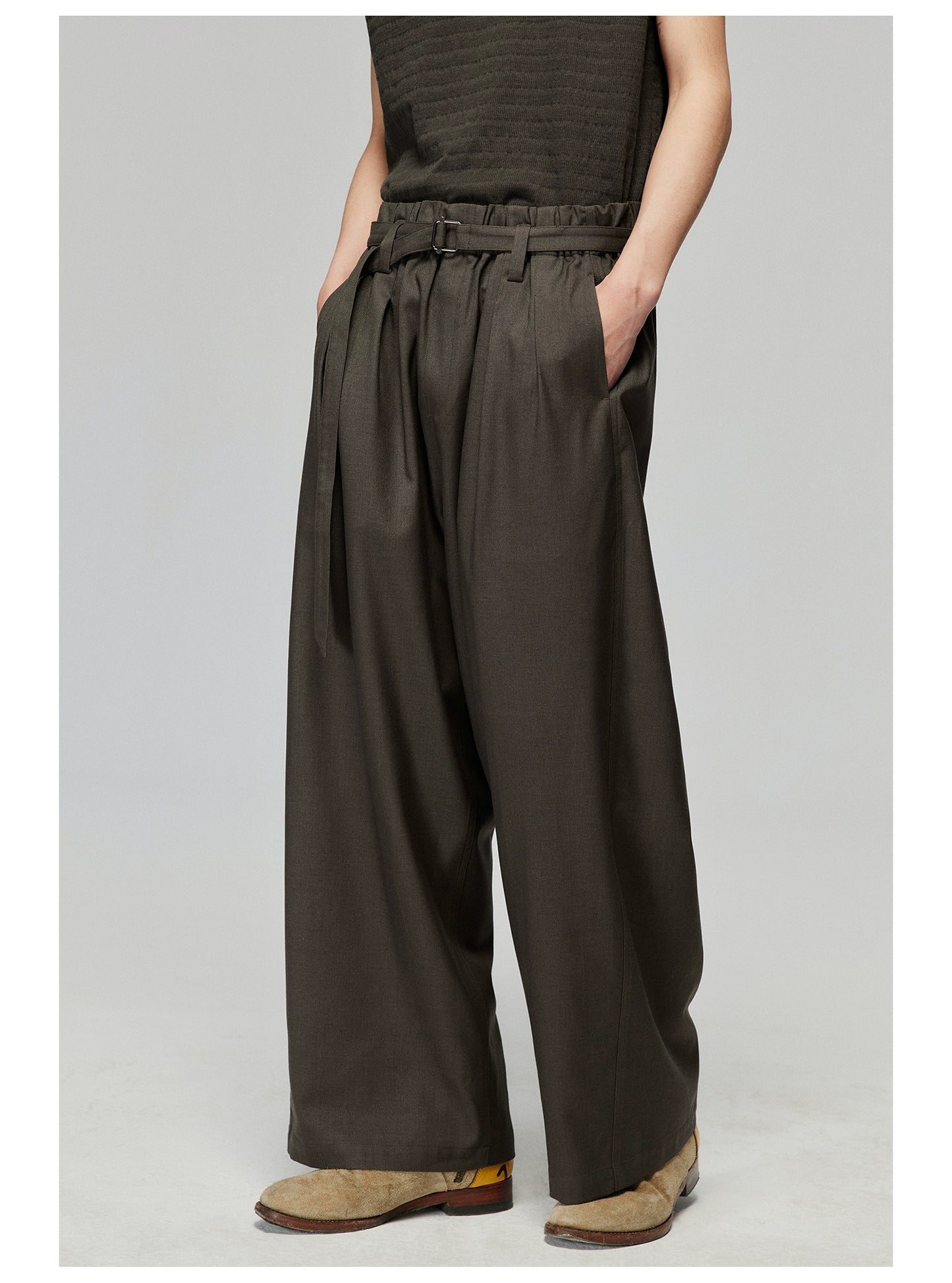 Waistband straight-leg trousers