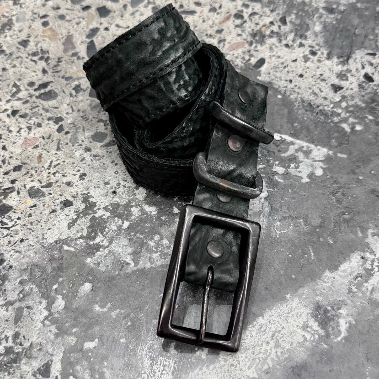 Horse leather dark copper buckle belt