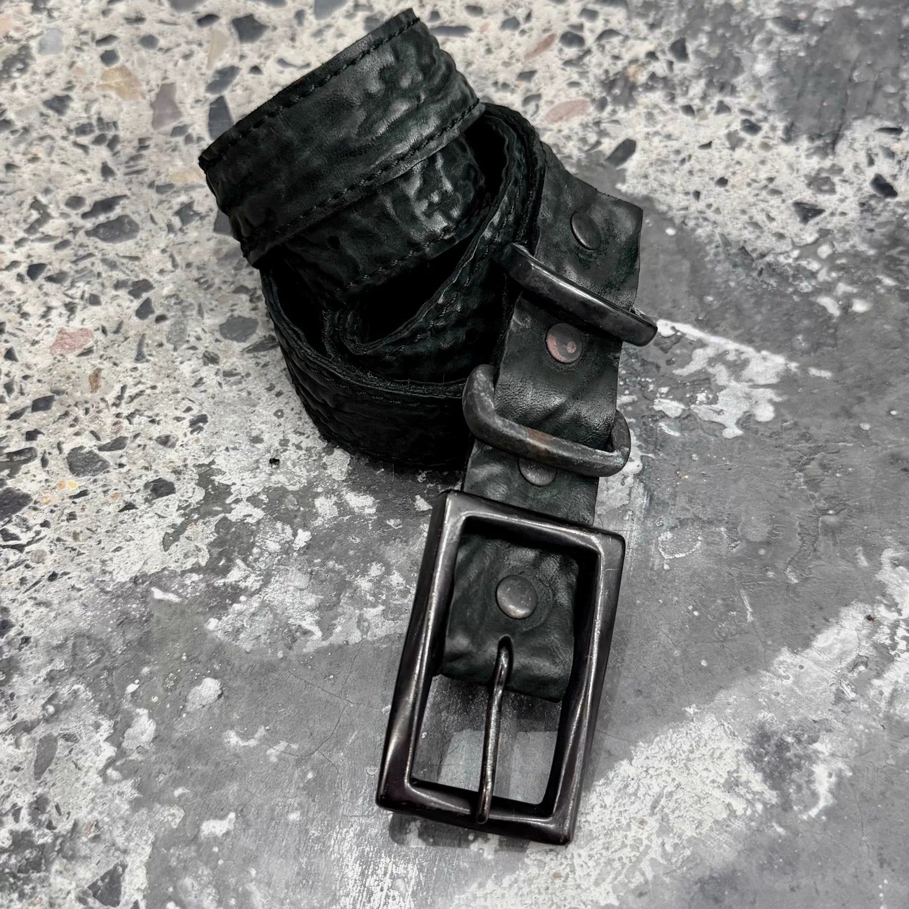 Horse leather dark copper buckle belt