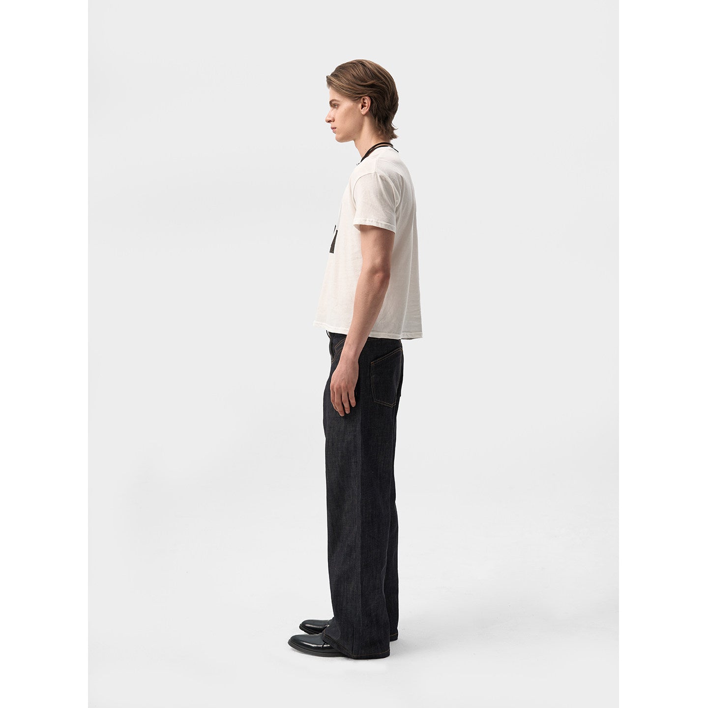 Aged white linen cotton short-sleeved printed T-shirt